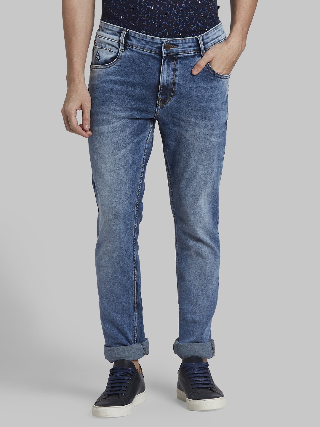 

Parx Men Blue Tapered Fit Mid-Rise Clean Look Stretchable Jeans