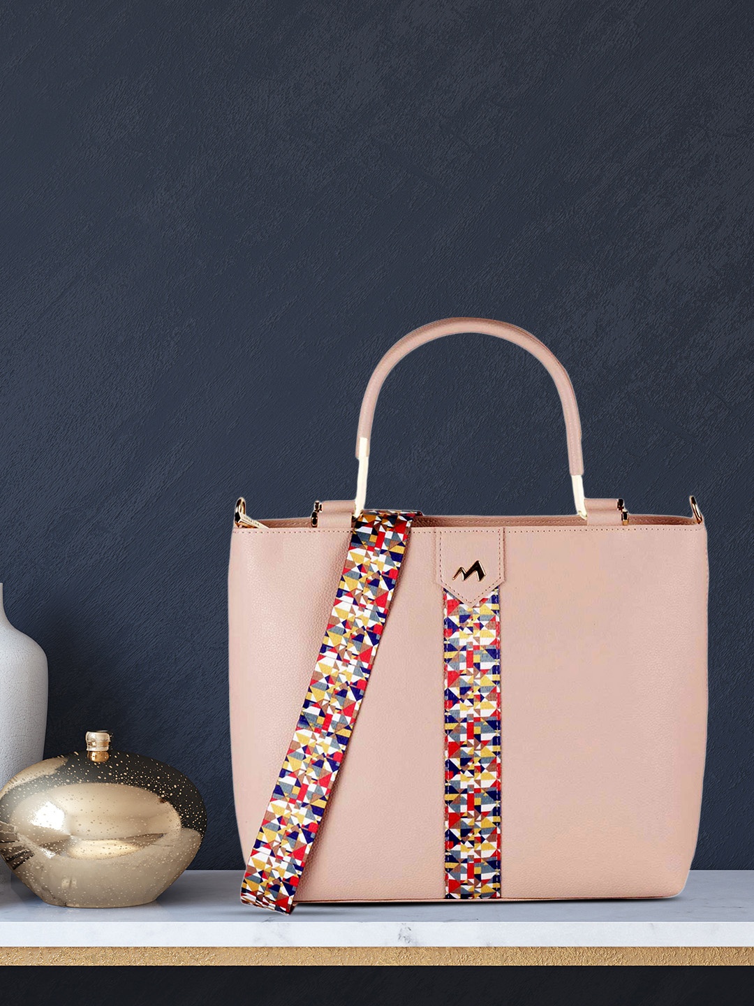 

Metro Pink & Red Printed Handheld Bag