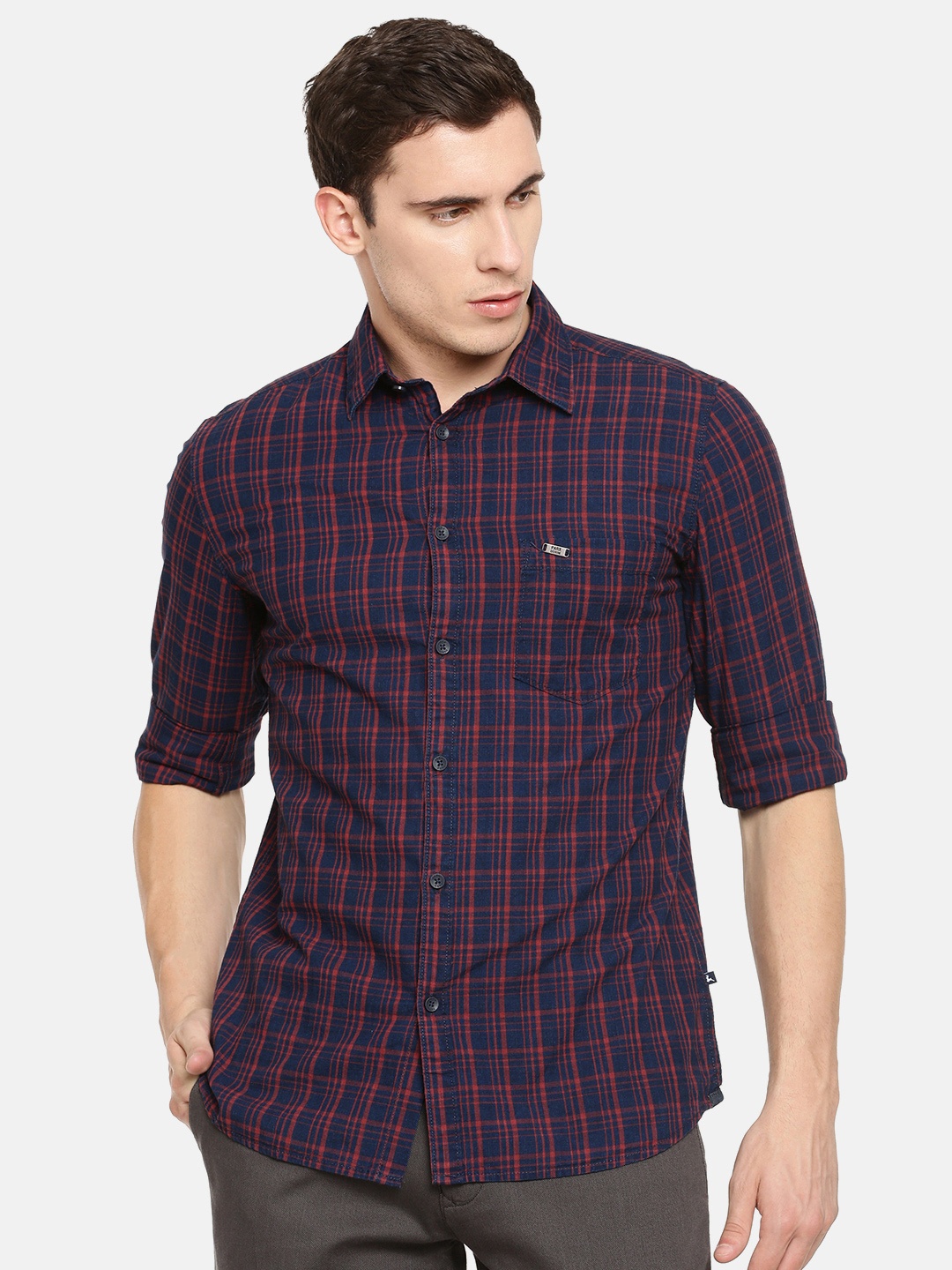 

Parx Men Navy Blue & Red Slim Fit Checked Casual Shirt