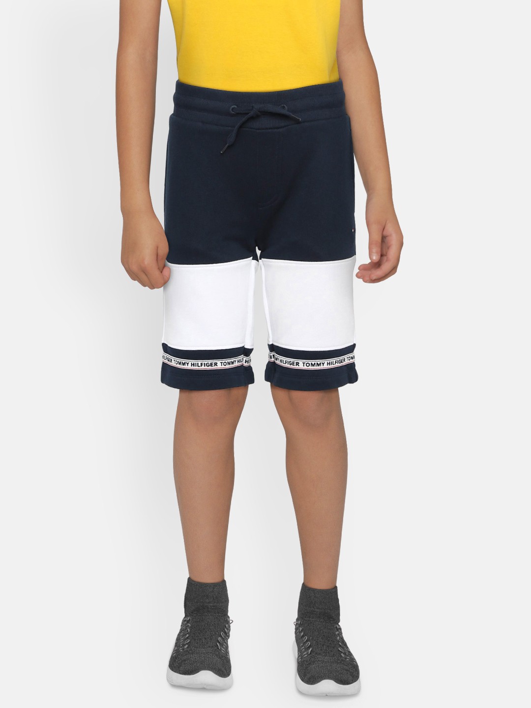 

Tommy Hilfiger Boys Navy Blue & White Colourblocked Regular Fit Shorts