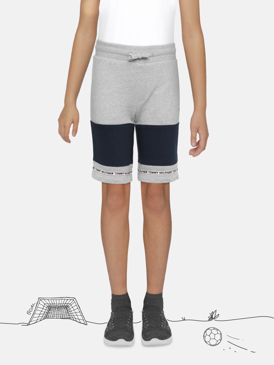 

Tommy Hilfiger Boys Grey & Navy Blue Colourblocked Regular Fit Shorts