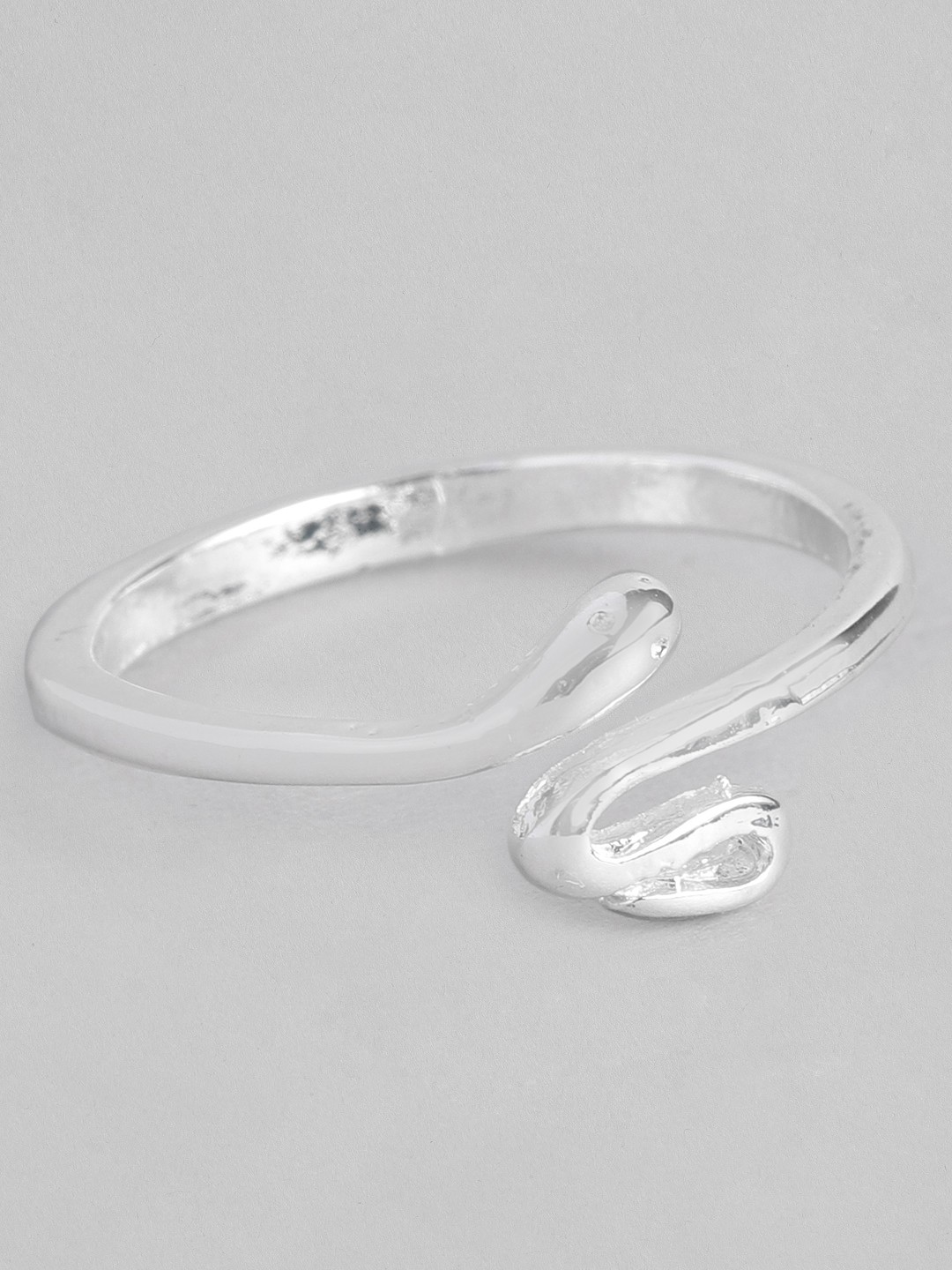 

Accessorize Silver-Toned Snake Design Finger Ring
