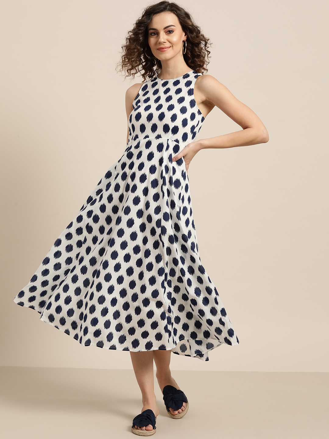 

Shae by SASSAFRAS Women White & Navy Blue Printed Fit & Flare Dress