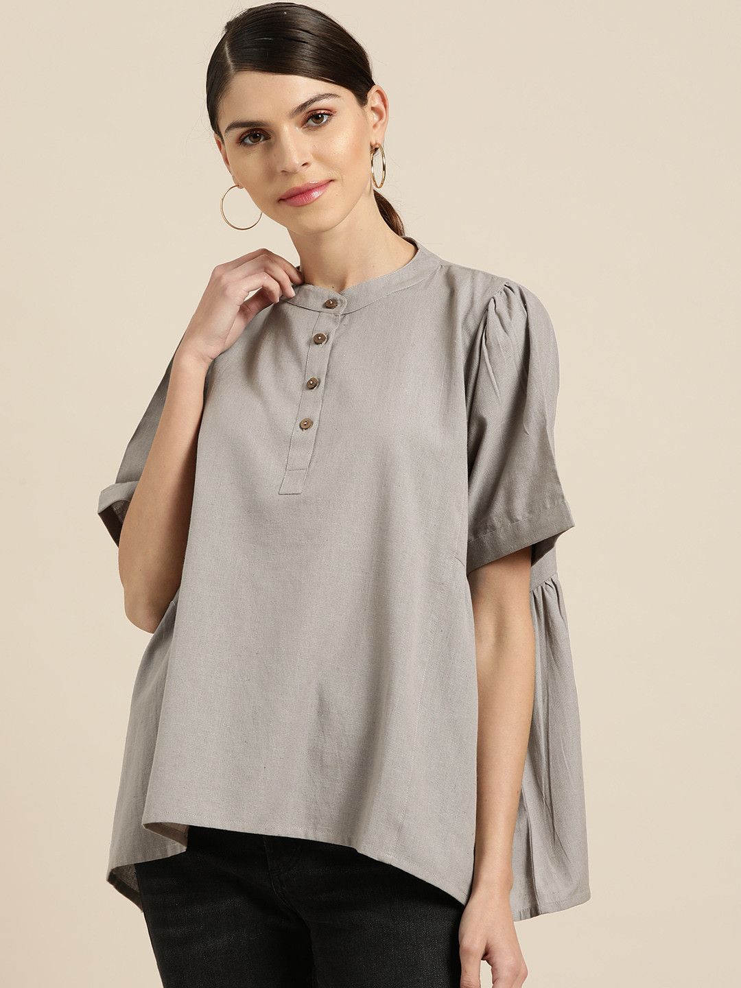 

Shae by SASSAFRAS Women Grey Solid Boxy Top