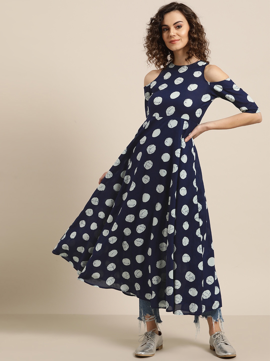 

Shae by SASSAFRAS Women Navy Blue Printed Cold-Shoulder Anarkali Kurta