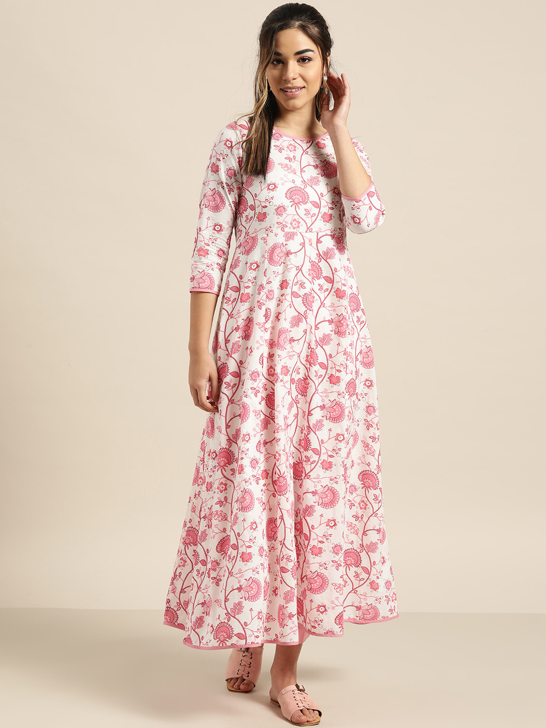 

Shae by SASSAFRAS Women White & Pink Printed Anarkali Kurta