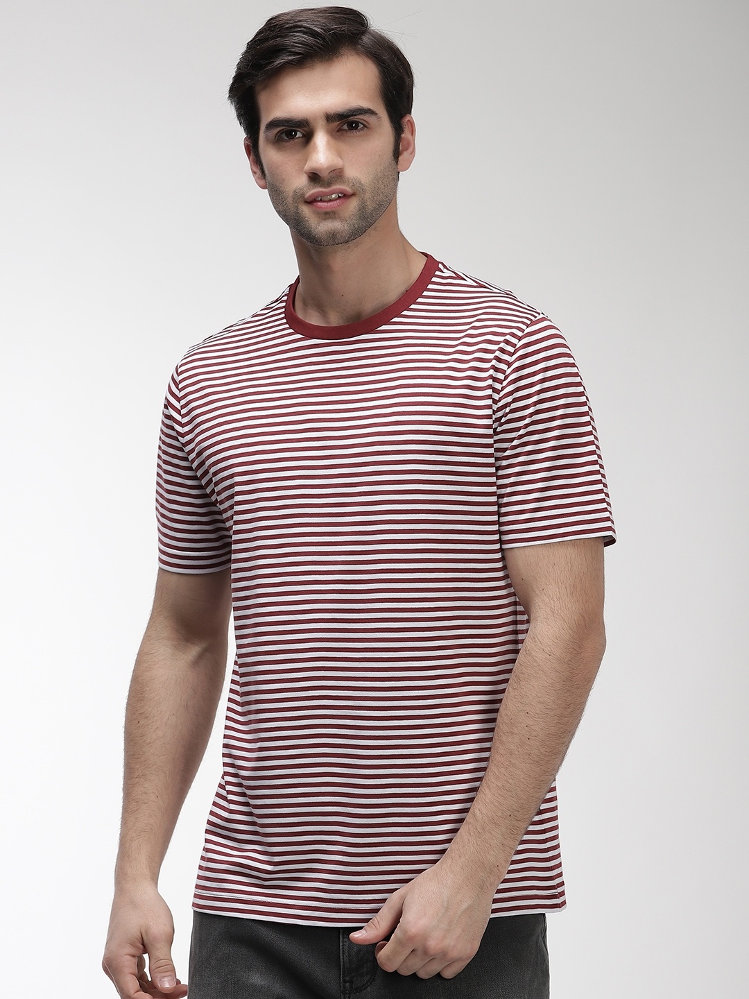 

Marks Spencer Men Maroon White Striped Round Neck Pure Cotton T-shirt