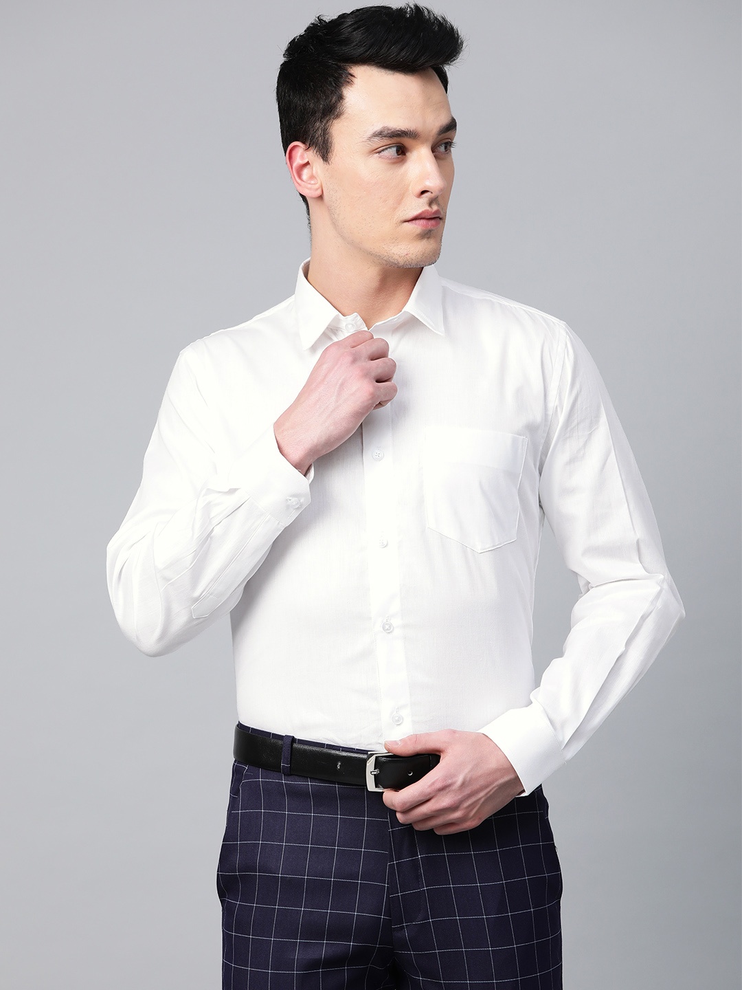 

DENNISON Men White Comfort Regular Fit Solid Formal Shirt