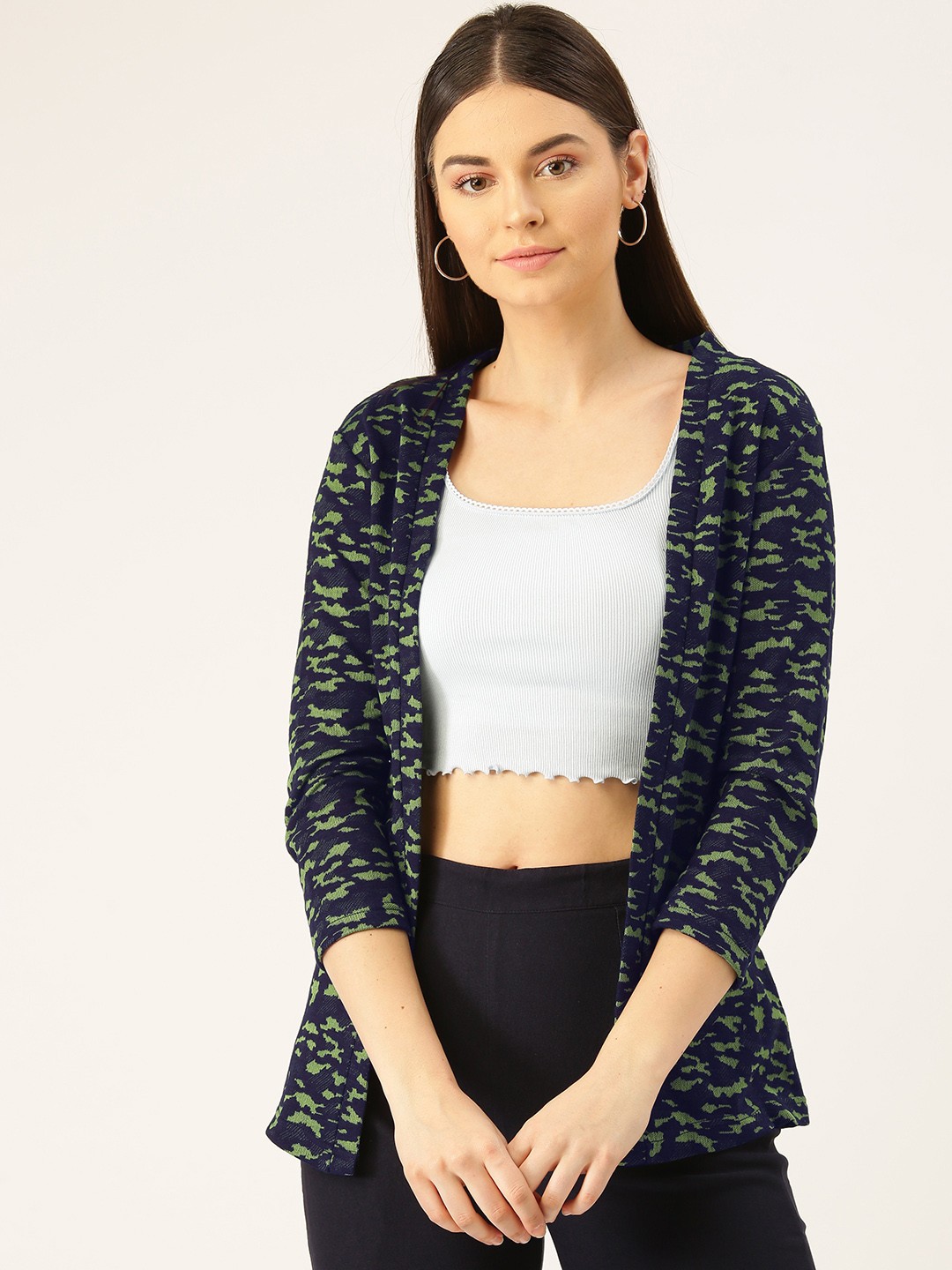 

WISSTLER Women Navy Blue & Green Jacquard Self Design Open Front Shrug