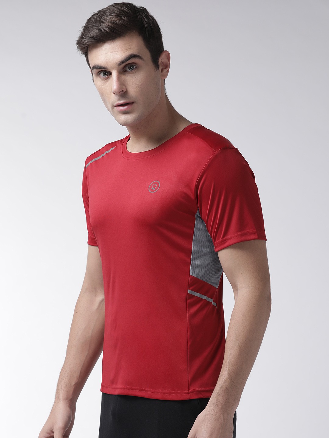 

CHKOKKO Men Red Solid Round Neck Yoga Sports T-shirt