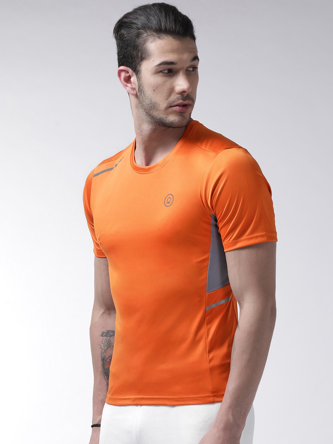 

CHKOKKO Men Orange Solid Dry-Fit Round Neck Gym T-shirt