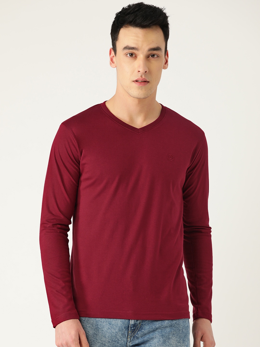 

Chkokko Men Maroon Solid V-Neck T-shirt