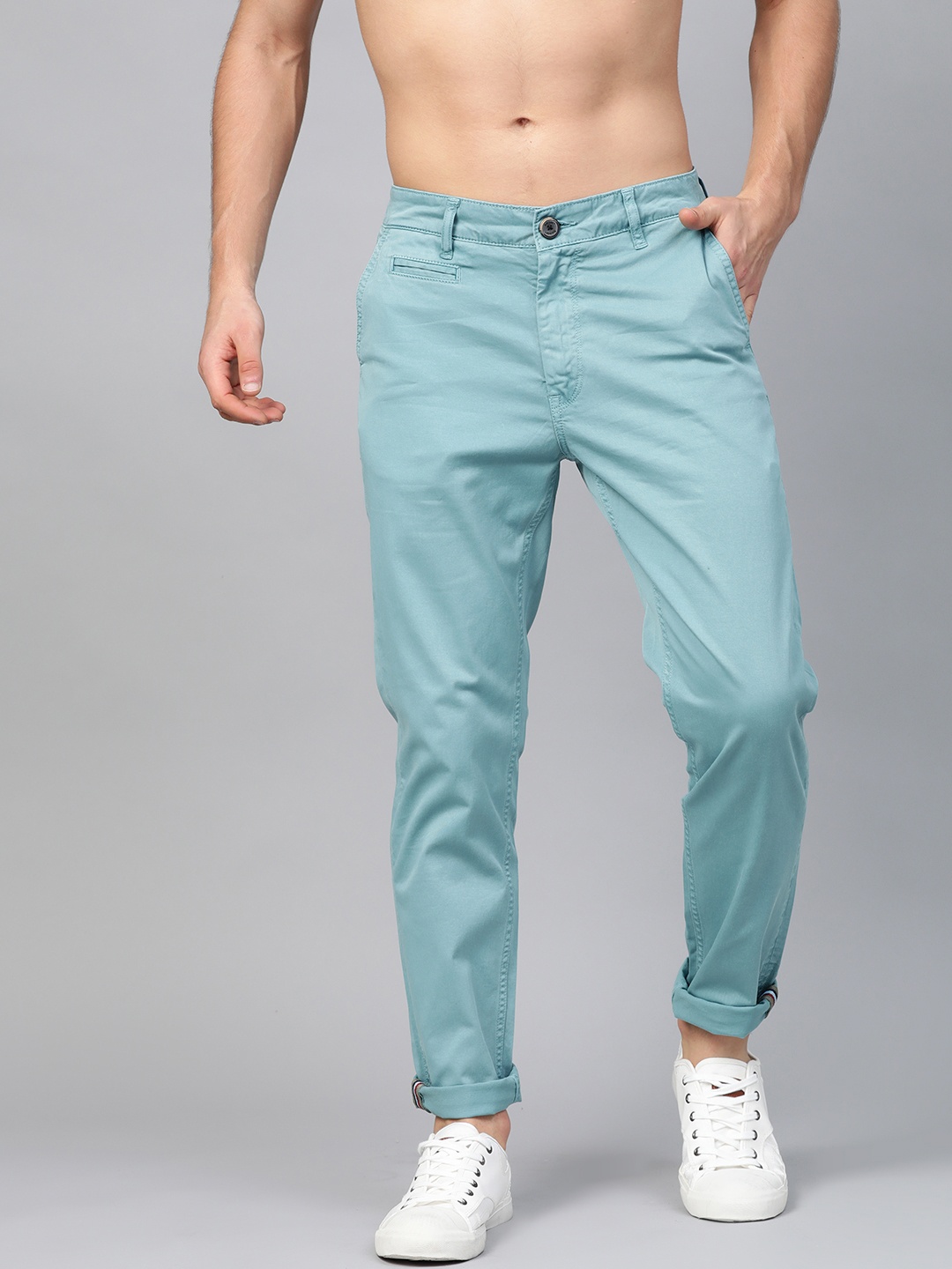 

Roadster Men Blue Regular Fit Solid Chinos