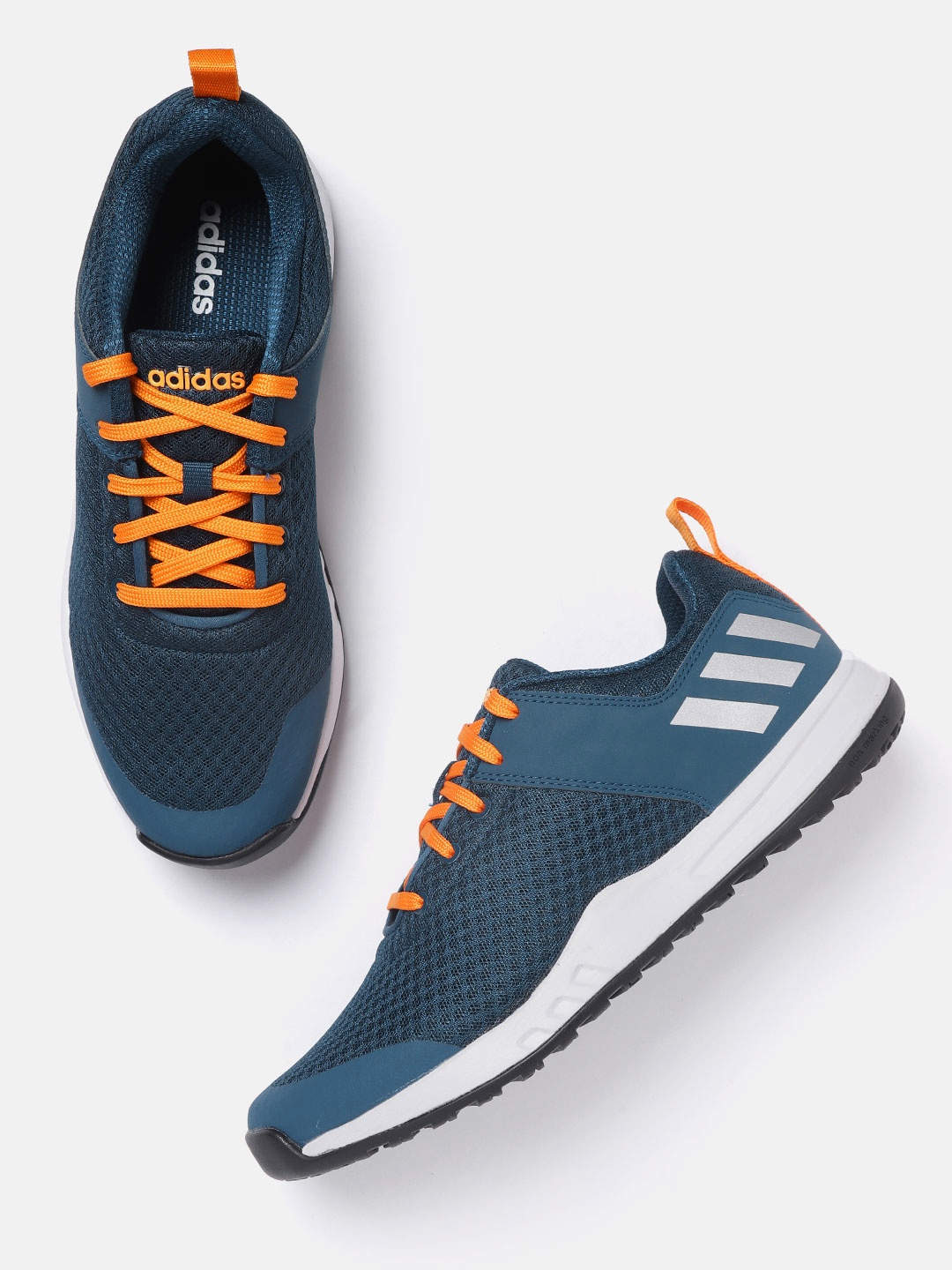 

ADIDAS Men Teal Blue Victriox Running Shoes