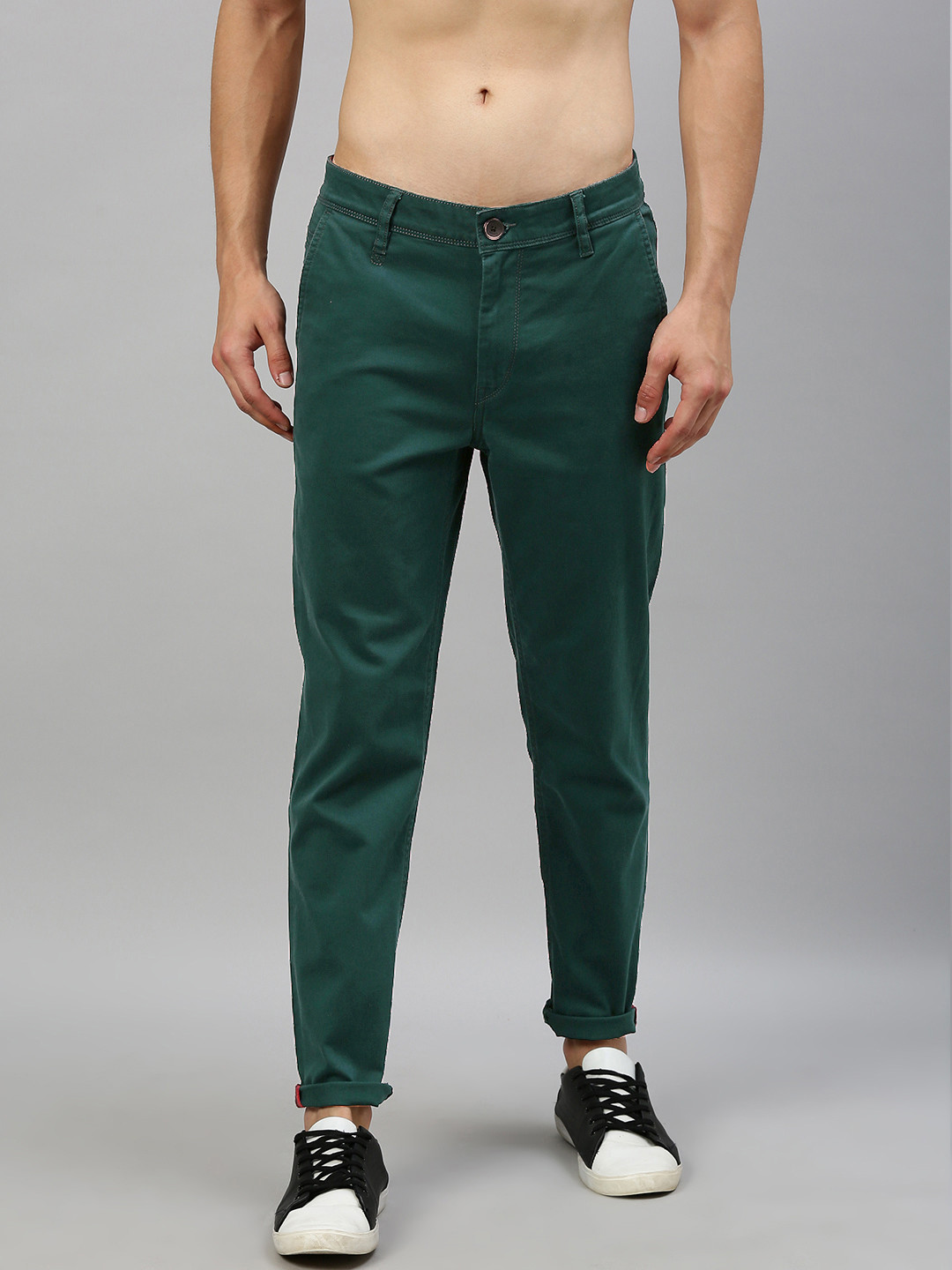 

Roadster Men Teal Tapered Fit Solid Chinos