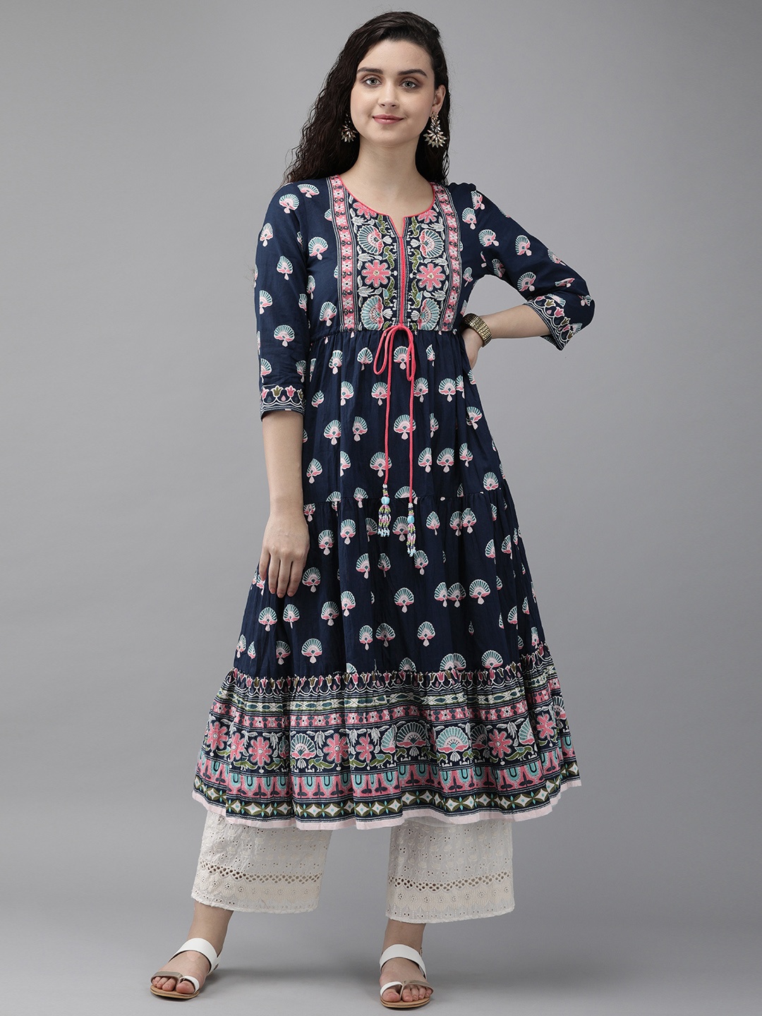 

Rain & Rainbow Women Printed Anarkali Kurta, Navy blue