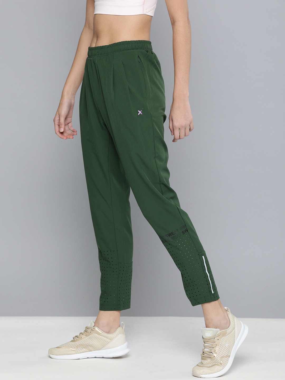 

HRX by Hrithik Roshan Women Green solid Slim Rapid Dry Antimicrobial Training Track Pants