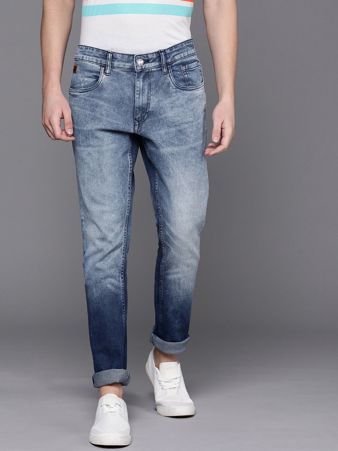 

WROGN Men Blue Slim Fit Mid-Rise Clean Look Stretchable Jeans