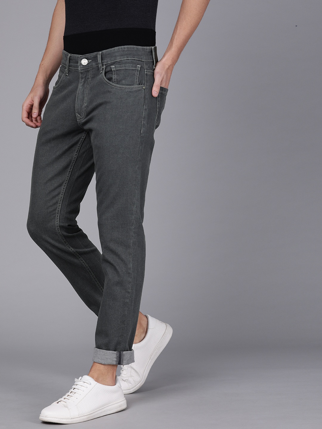 

WROGN Men Grey Slim Fit Mid-Rise Clean Look Stretchable Jeans