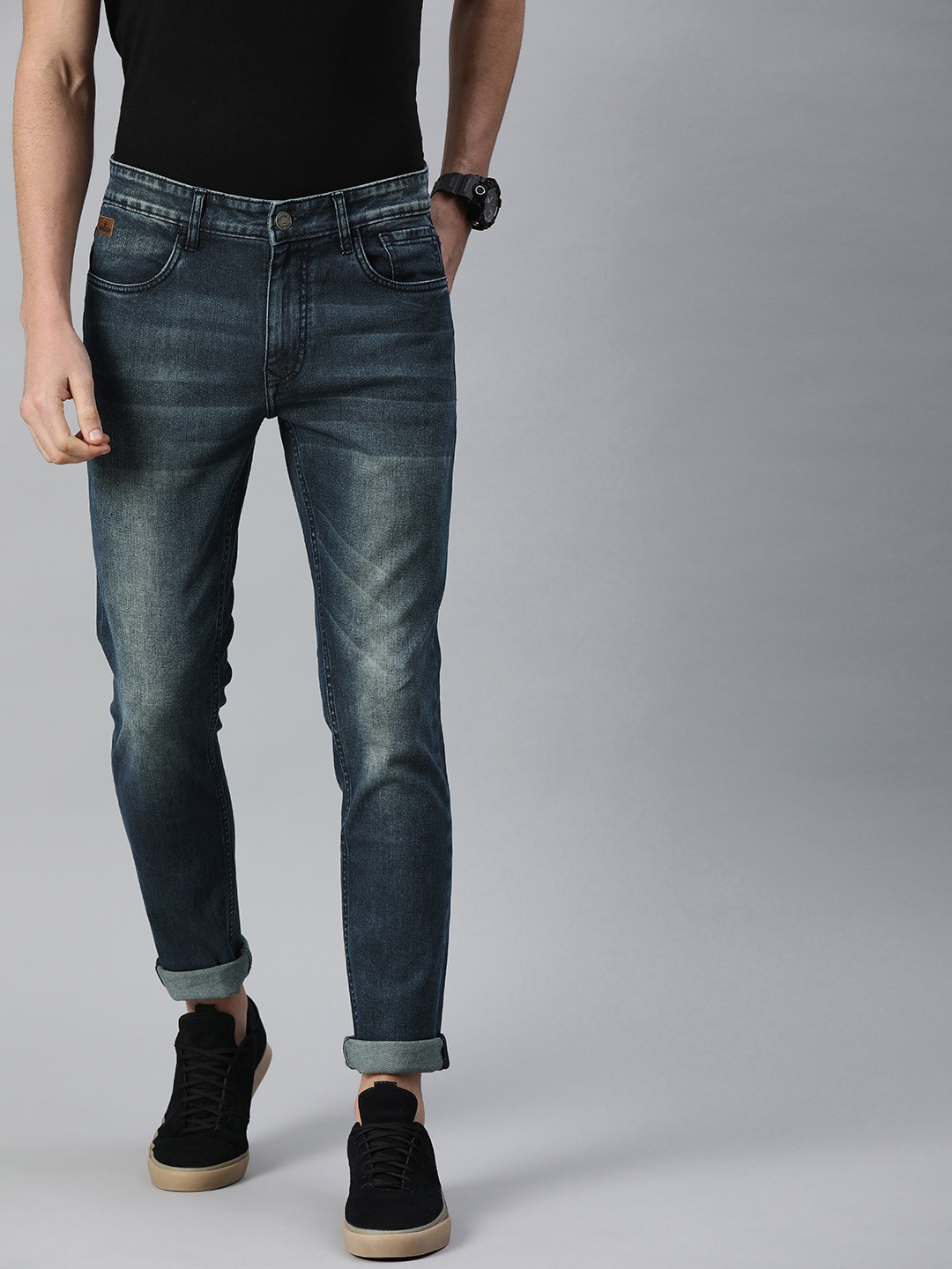 

WROGN Men Blue Slim Fit Mid-Rise Clean Look Stretchable Jeans