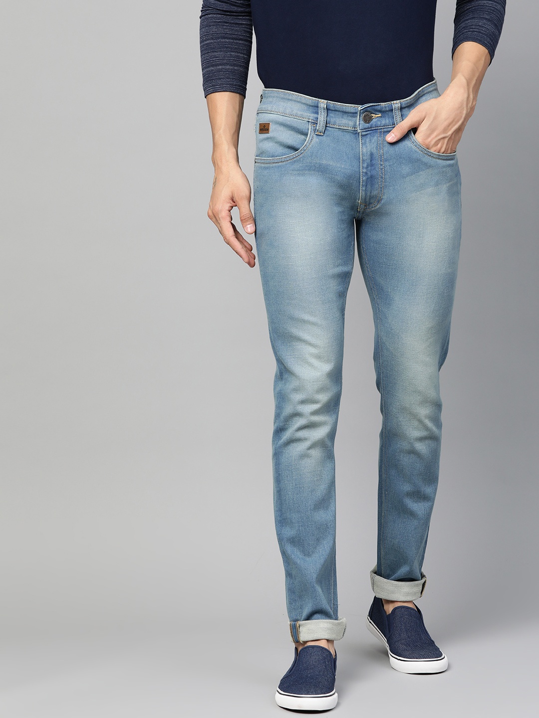 

WROGN Men Blue Skinny Fit Mid-Rise Clean Look Stretchable Jeans