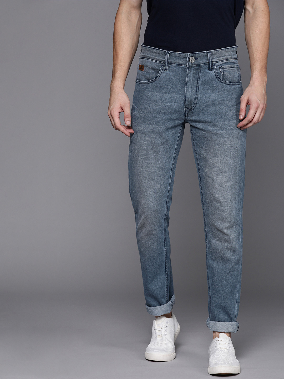 

WROGN Men Blue Slim Fit Mid-Rise Clean Look Stretchable Jeans