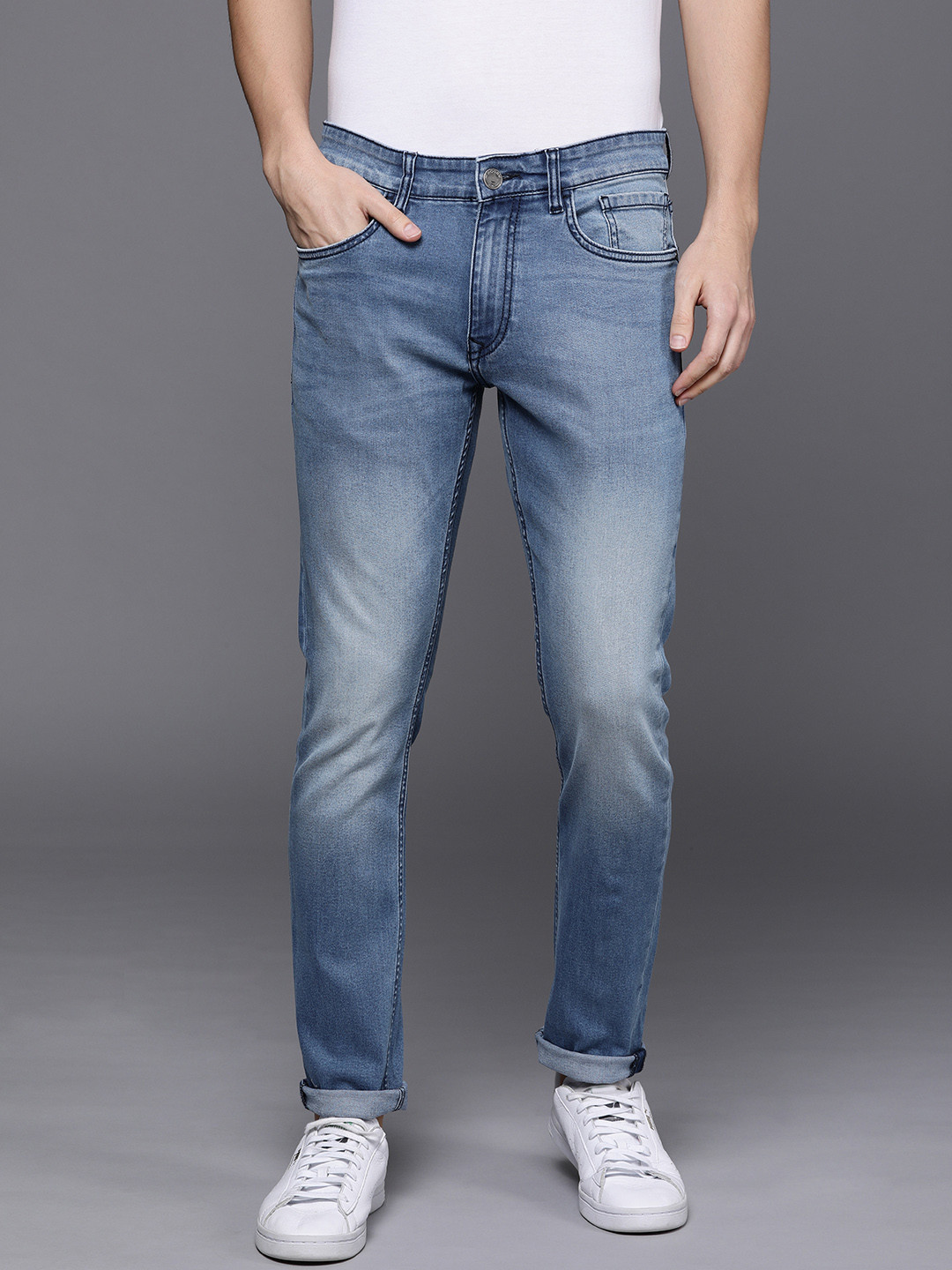 

WROGN Men Blue Slim Fit Mid-Rise Clean Look Stretchable Jeans