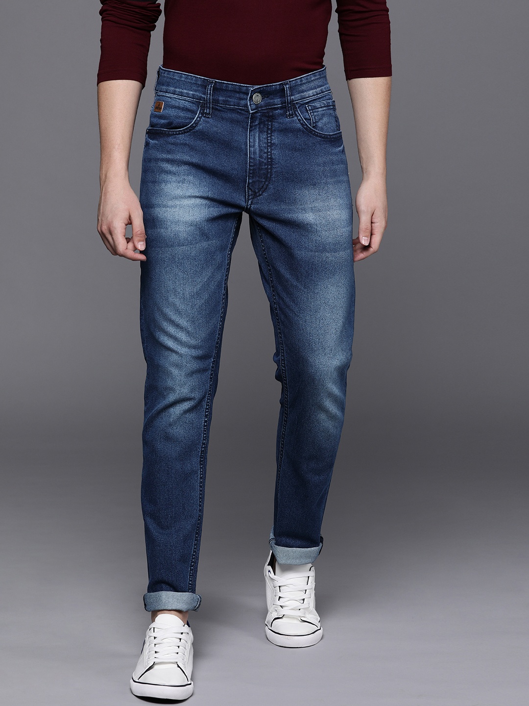 

WROGN Men Blue Slim Fit Mid-Rise Clean Look Stretchable Jeans