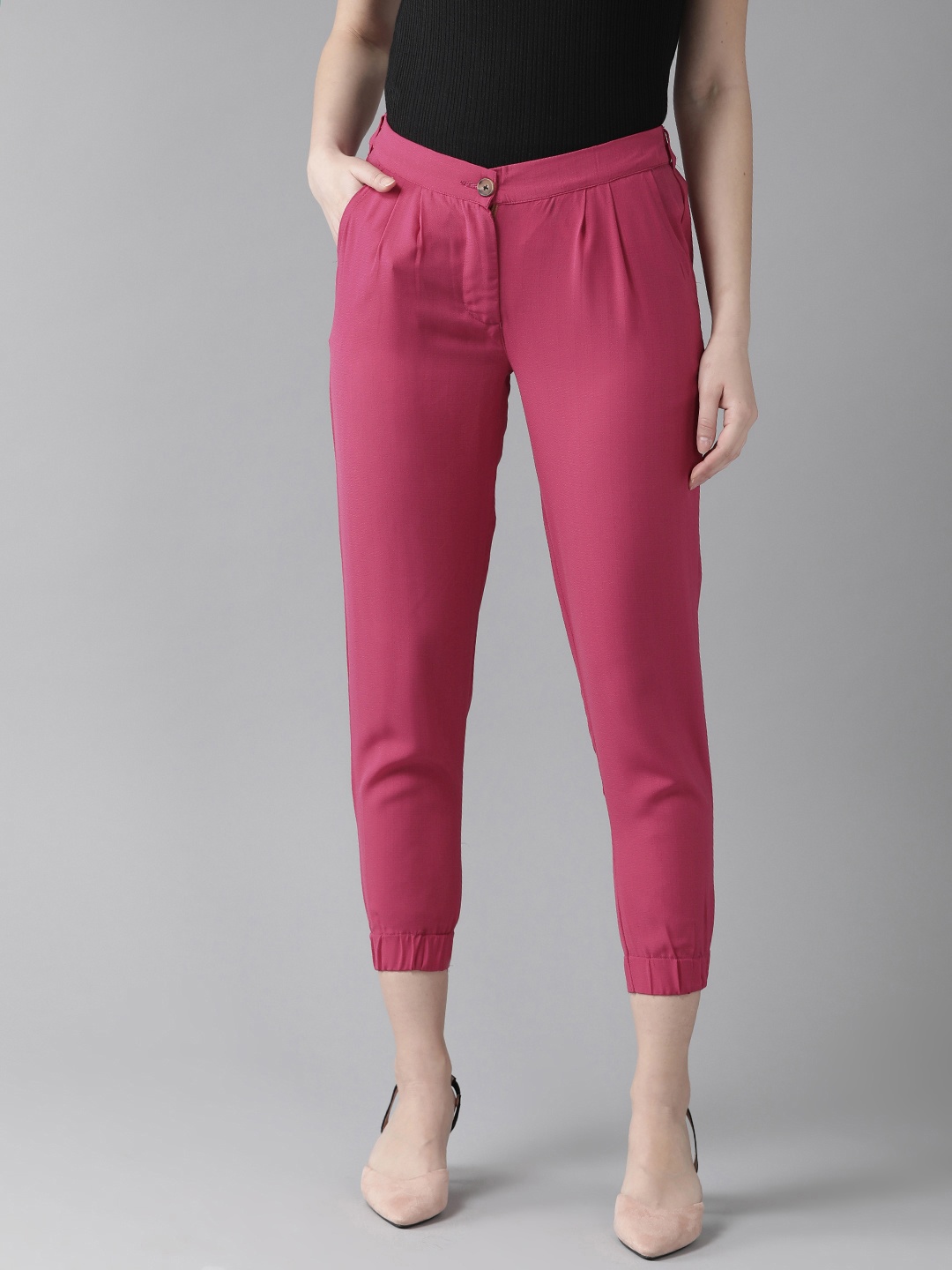 

Hubberholme Women Pink Slim Fit Solid Cropped Joggers