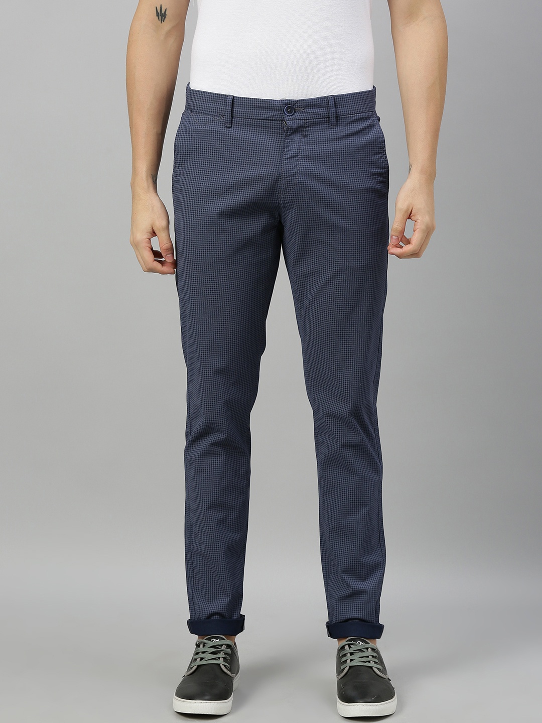 

U.S. Polo Assn. Men Navy Blue Austin Trim Fit Checked Regular Trousers