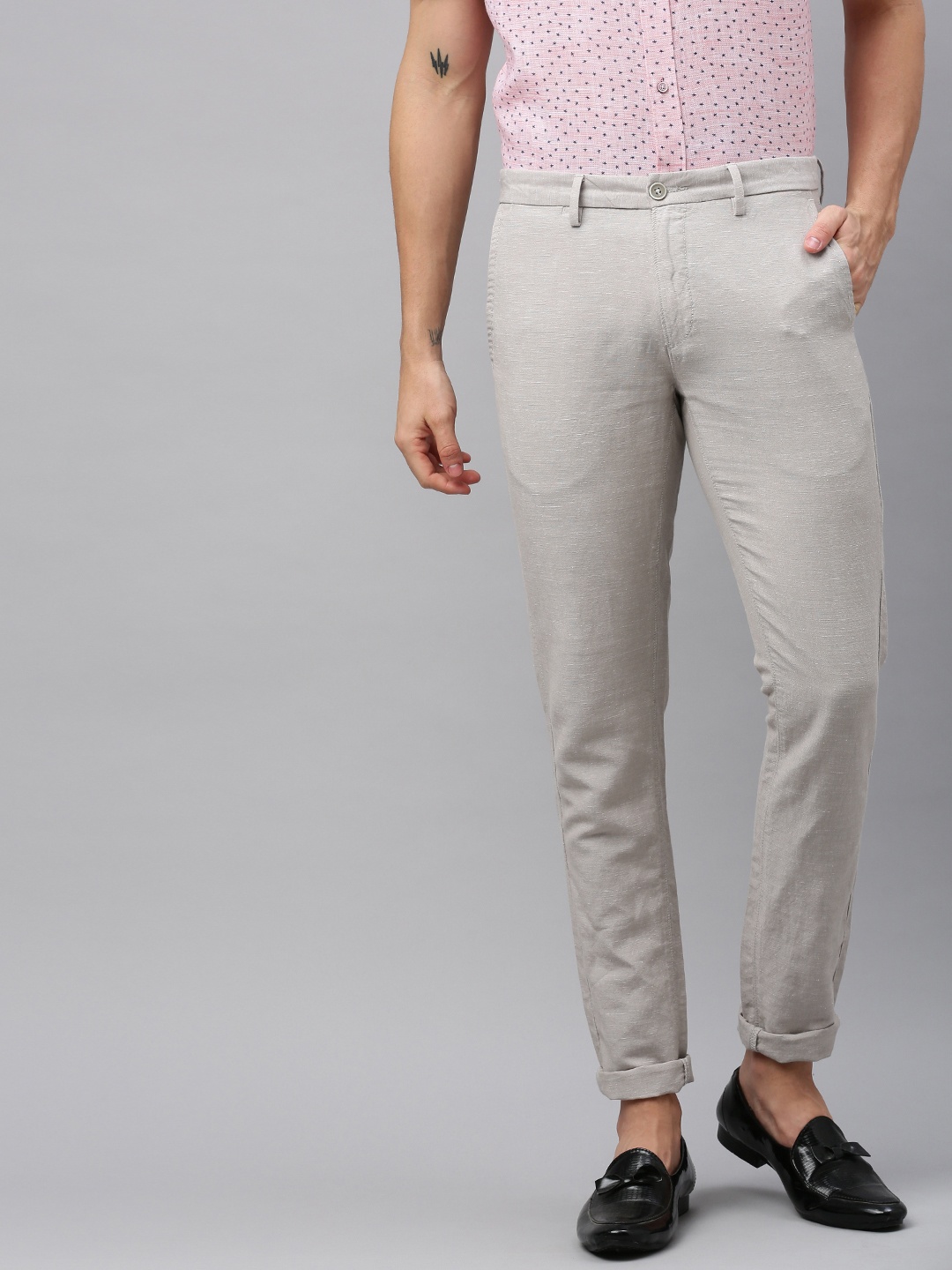 

U.S. Polo Assn. Men Beige Austin Trim Fit Solid Regular Trousers