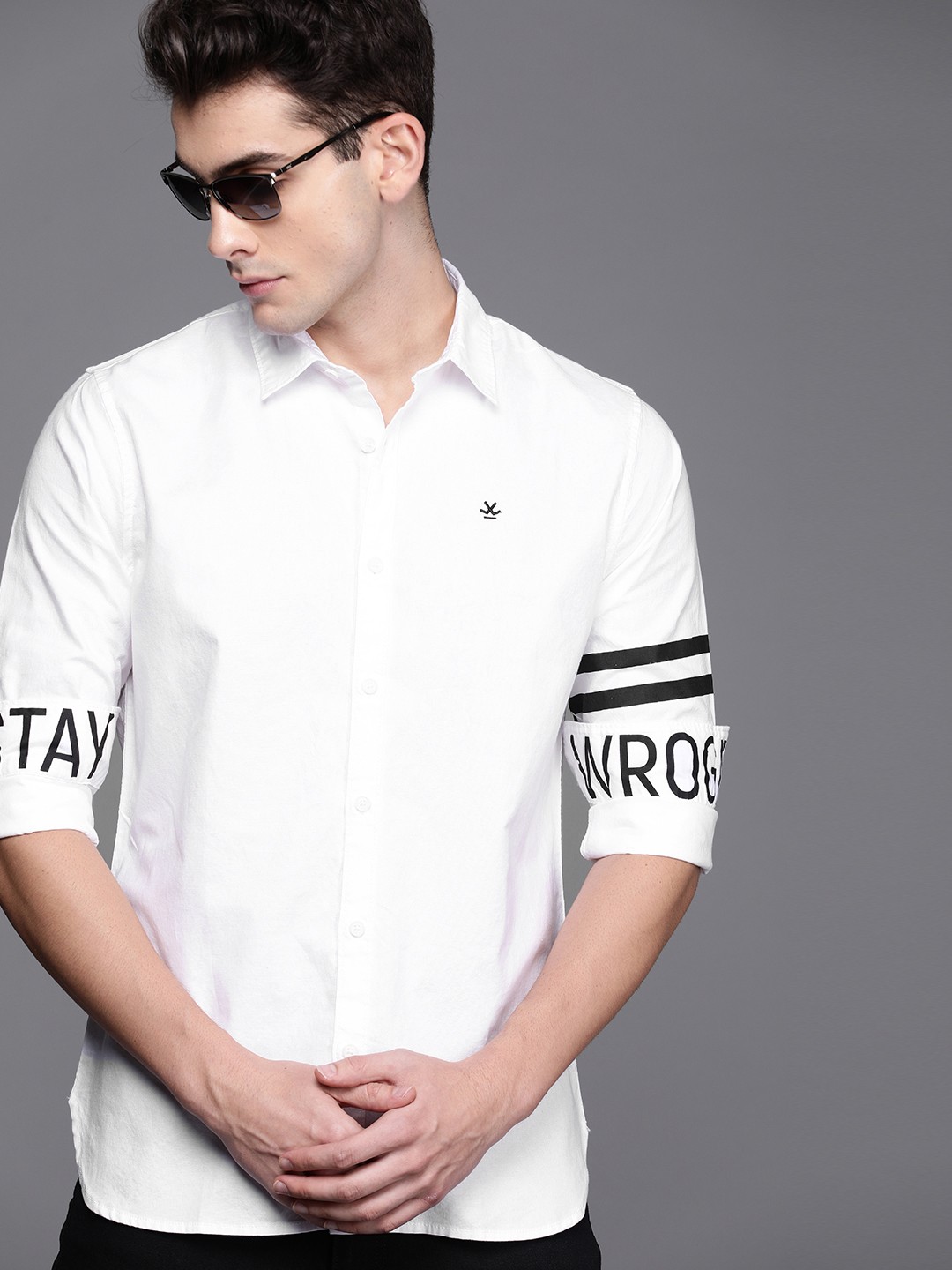 

WROGN Men White Slim Fit Solid Casual Printed Sleeve Shirt