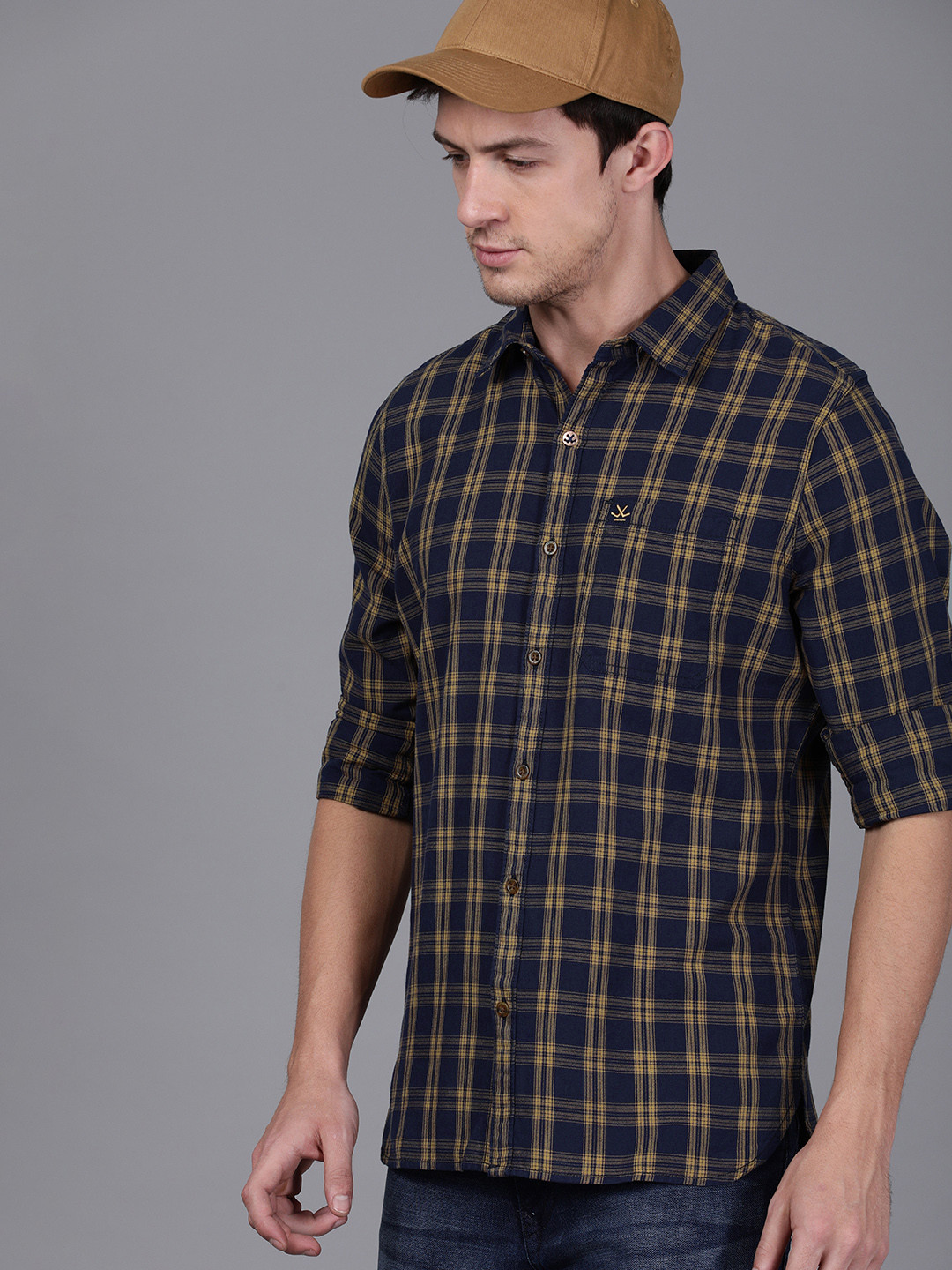 

WROGN Men Navy Blue & Mustard Yellow Slim Fit Checked Casual Shirt