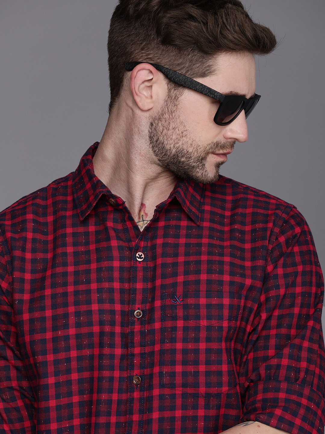 

WROGN Men Red & Navy Slim Fit Checked Casual Shirt