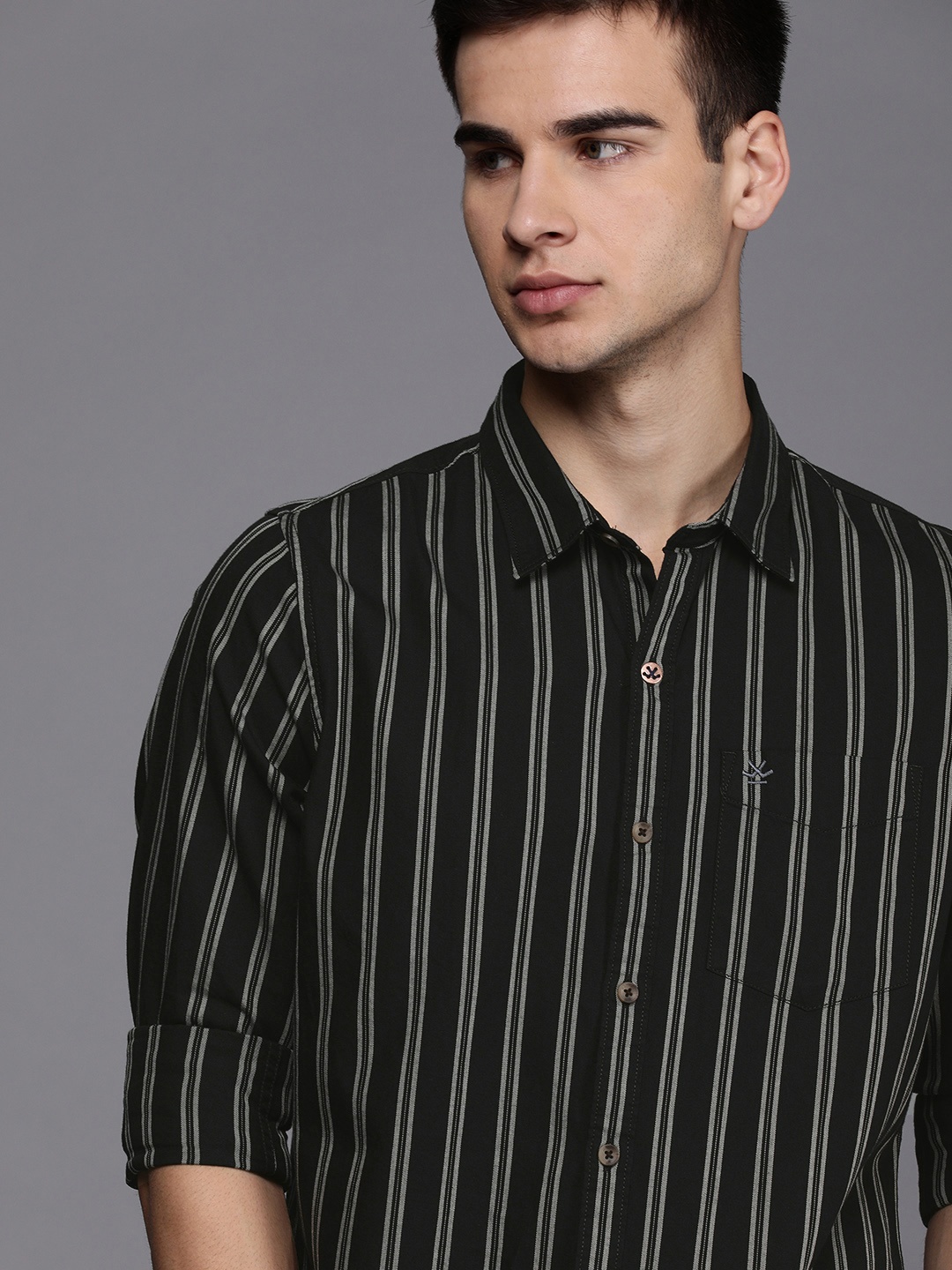 

WROGN Men Black & Grey Slim Fit Striped Casual Shirt