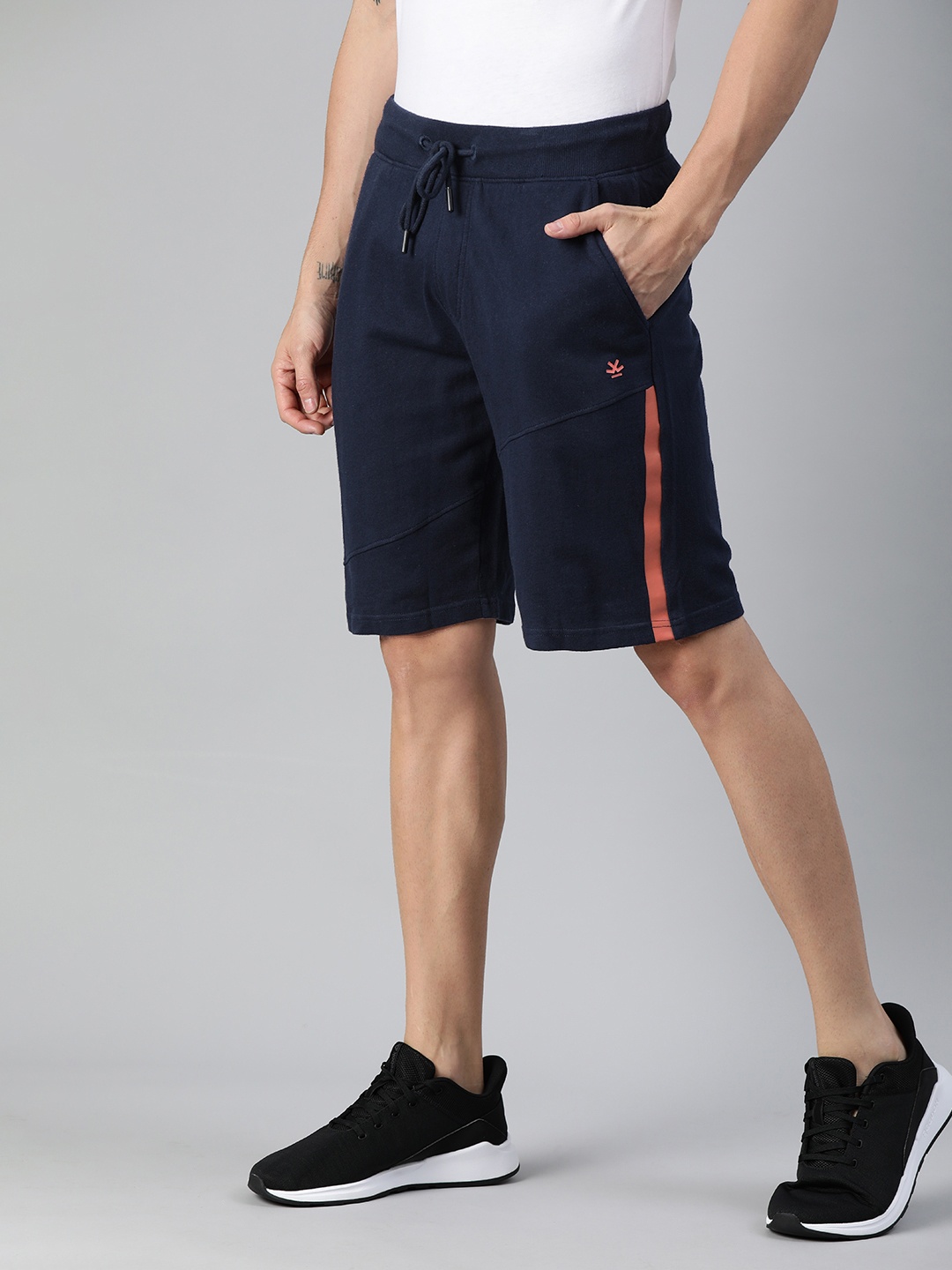 

WROGN Men Navy Blue Solid Slim Fit Regular Shorts