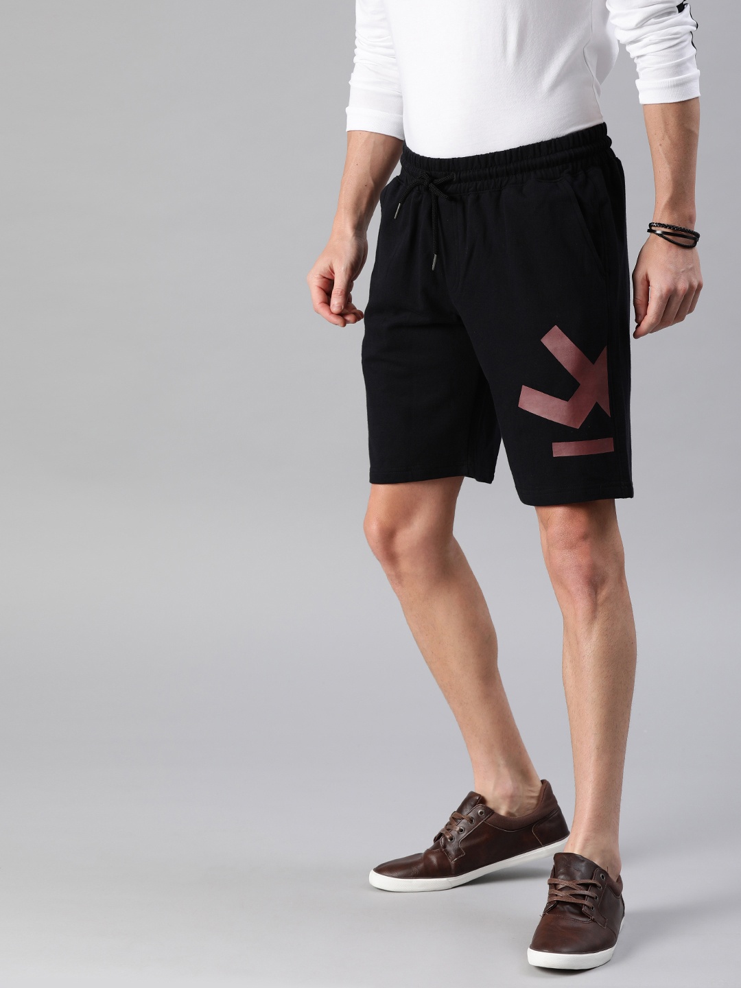 

WROGN Men Black Printed Regular Fit Regular Shorts