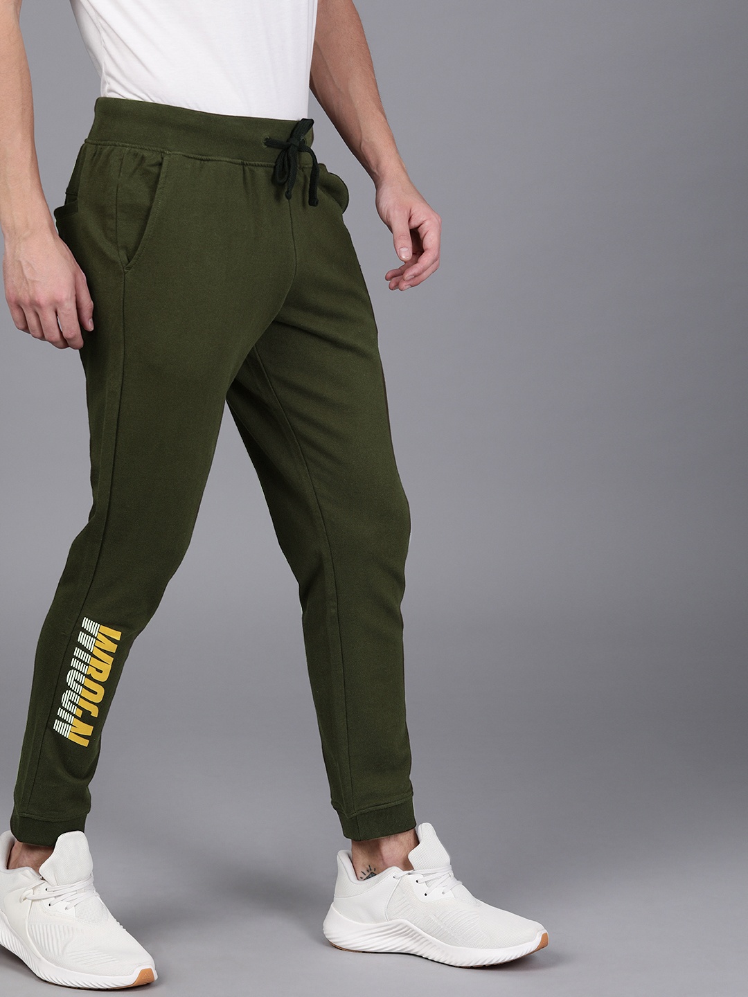 

WROGN Men Olive Green Slim Fit Solid Joggers With Printed Detail