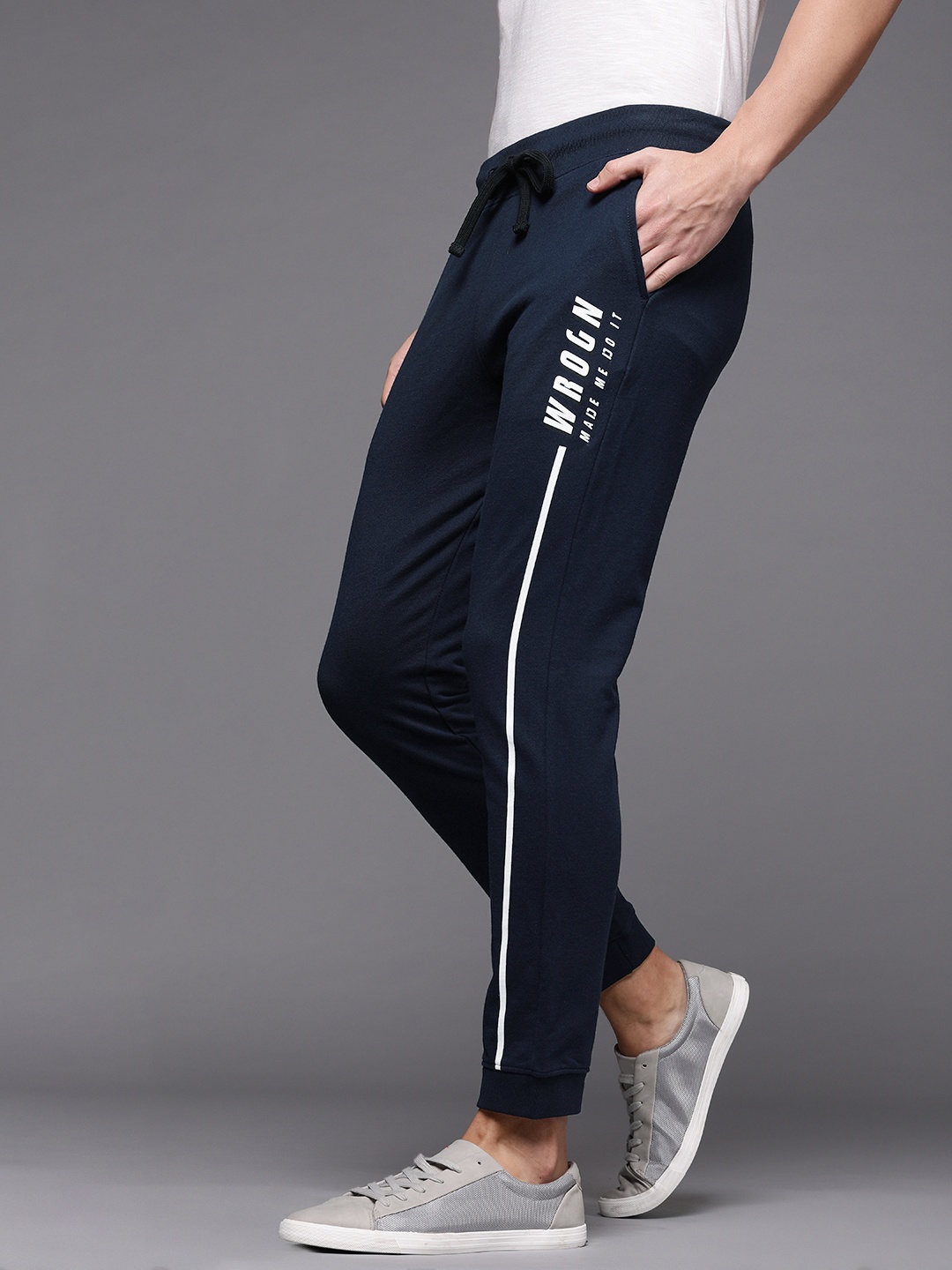 

WROGN Men Navy Blue Solid Slim Fit Joggers