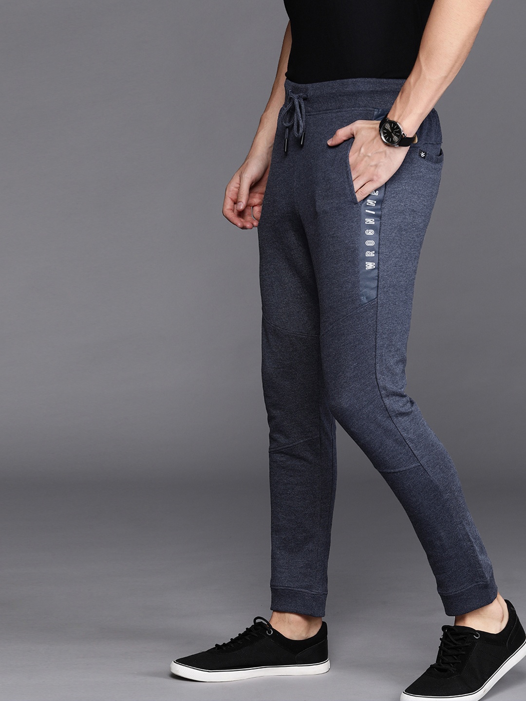 

WROGN Men Navy Blue Melange Slim Fit Solid Joggers With Printed Detailing