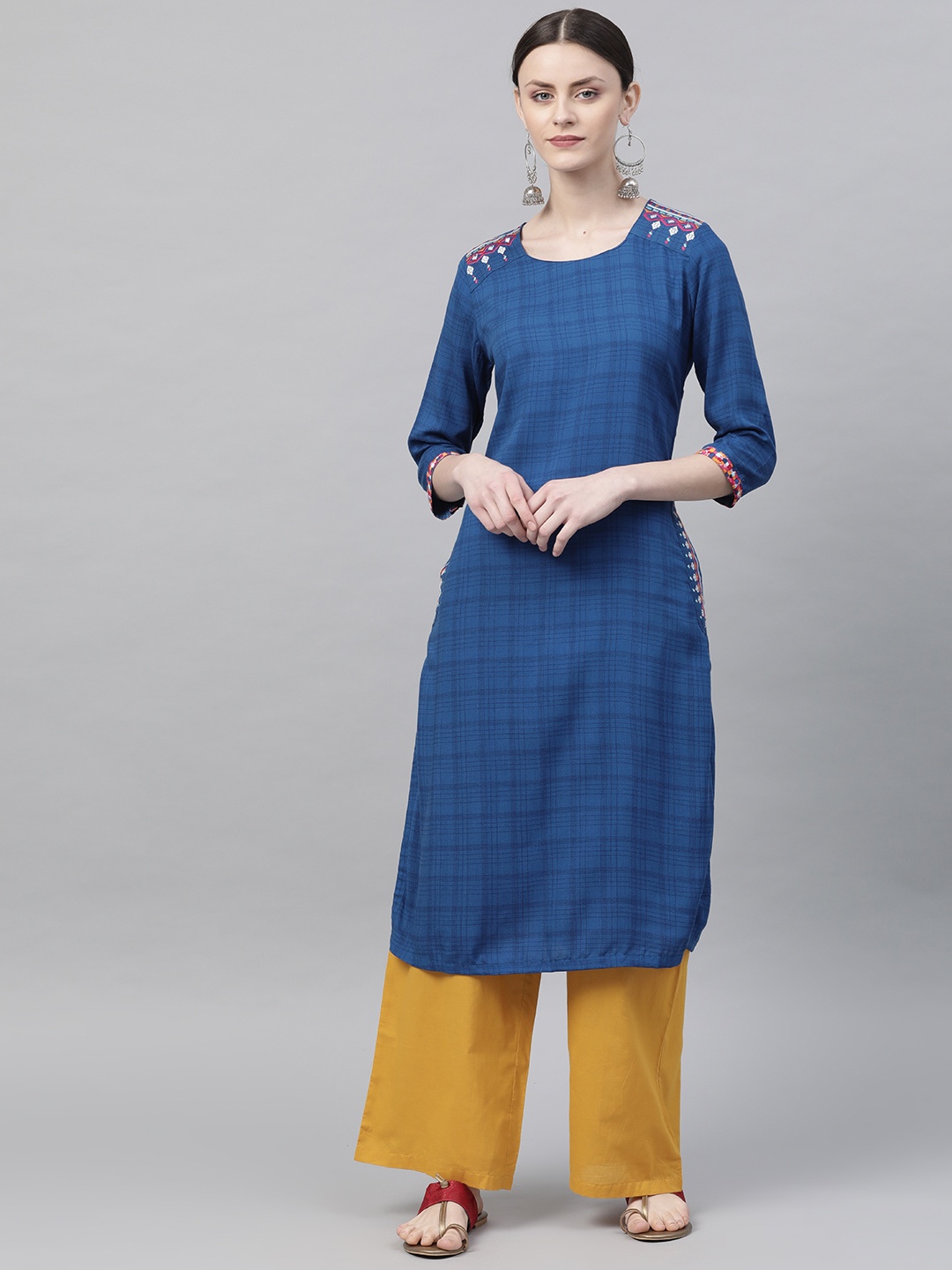 

Rangriti Women Navy Blue Checked Straight Kurta
