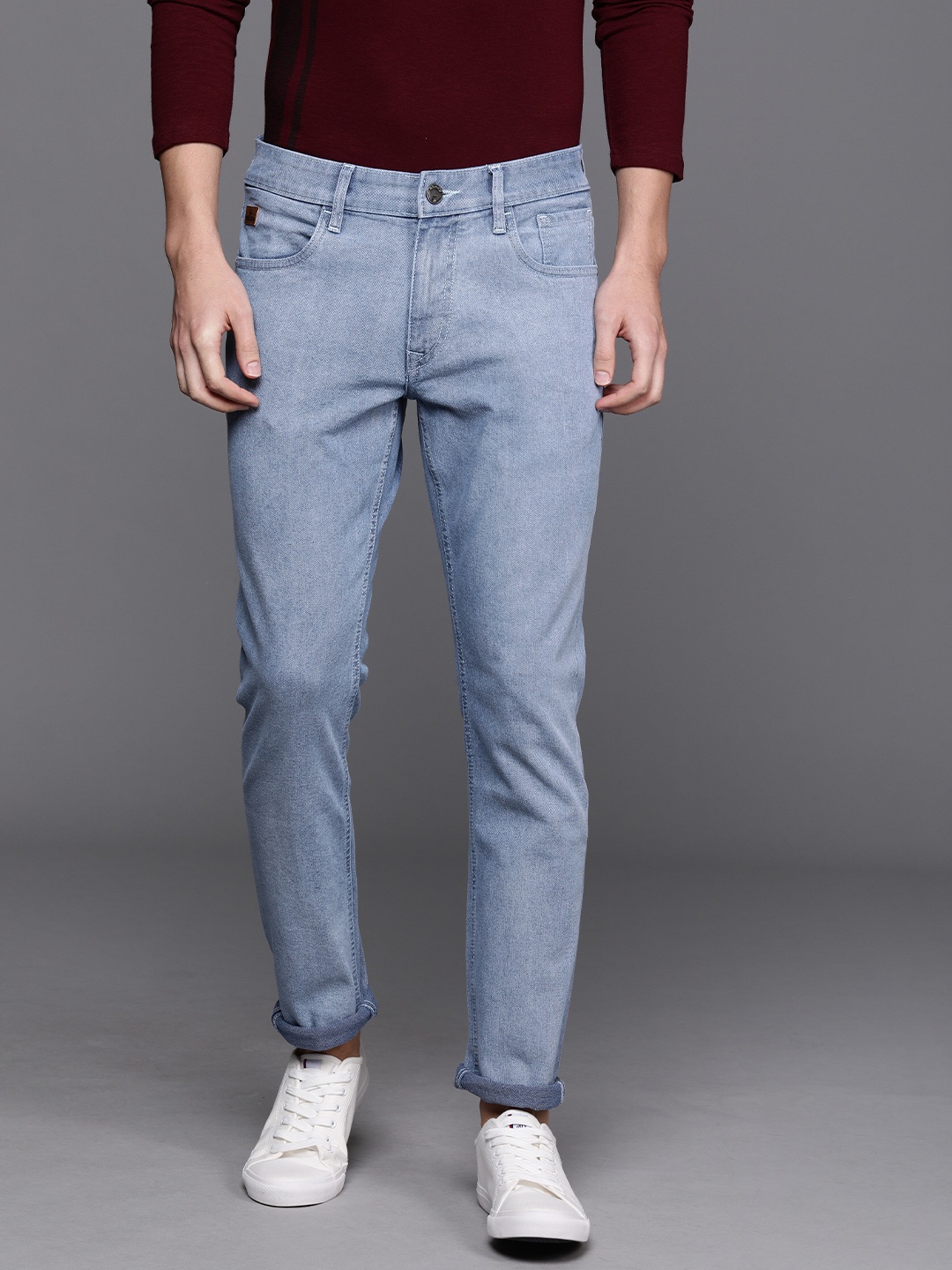 

WROGN Men Blue Slim Fit Mid-Rise Clean Look Stretchable Jeans