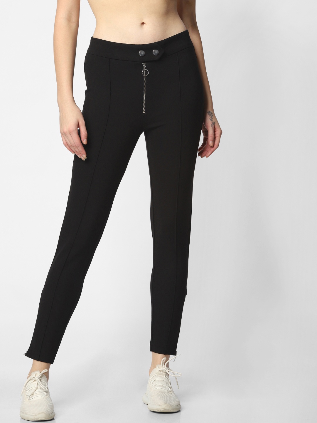 

ONLY Women Black Solid Treggings With Zip Detail