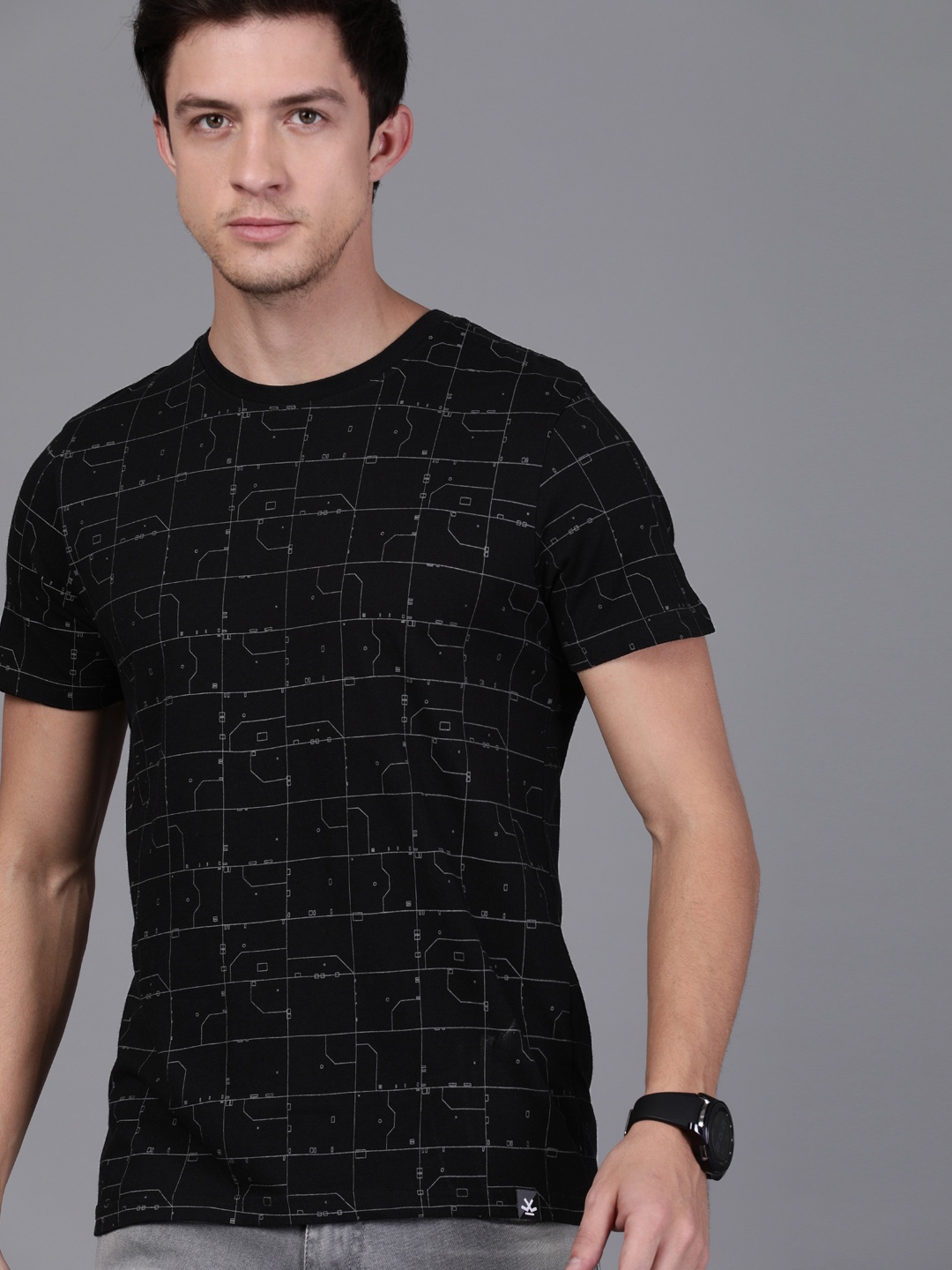 

WROGN Men Black & Grey Printed Slim Fit Round Neck T-shirt