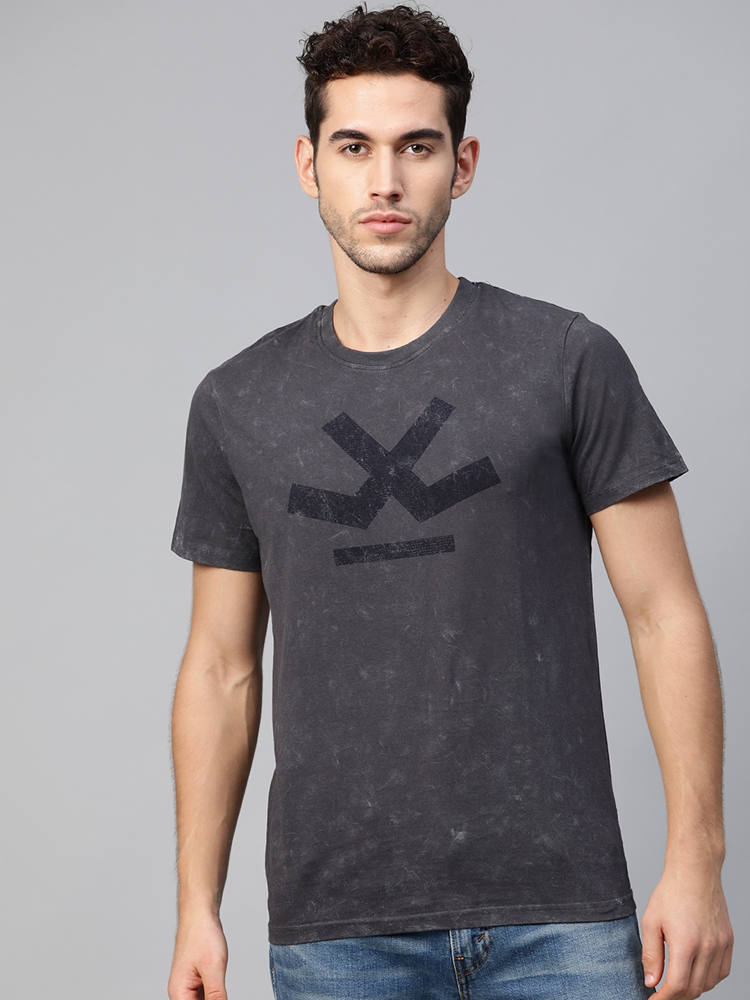 

WROGN Men Charcoal Grey Slim Fit Brand Logo Print Round Neck T-shirt