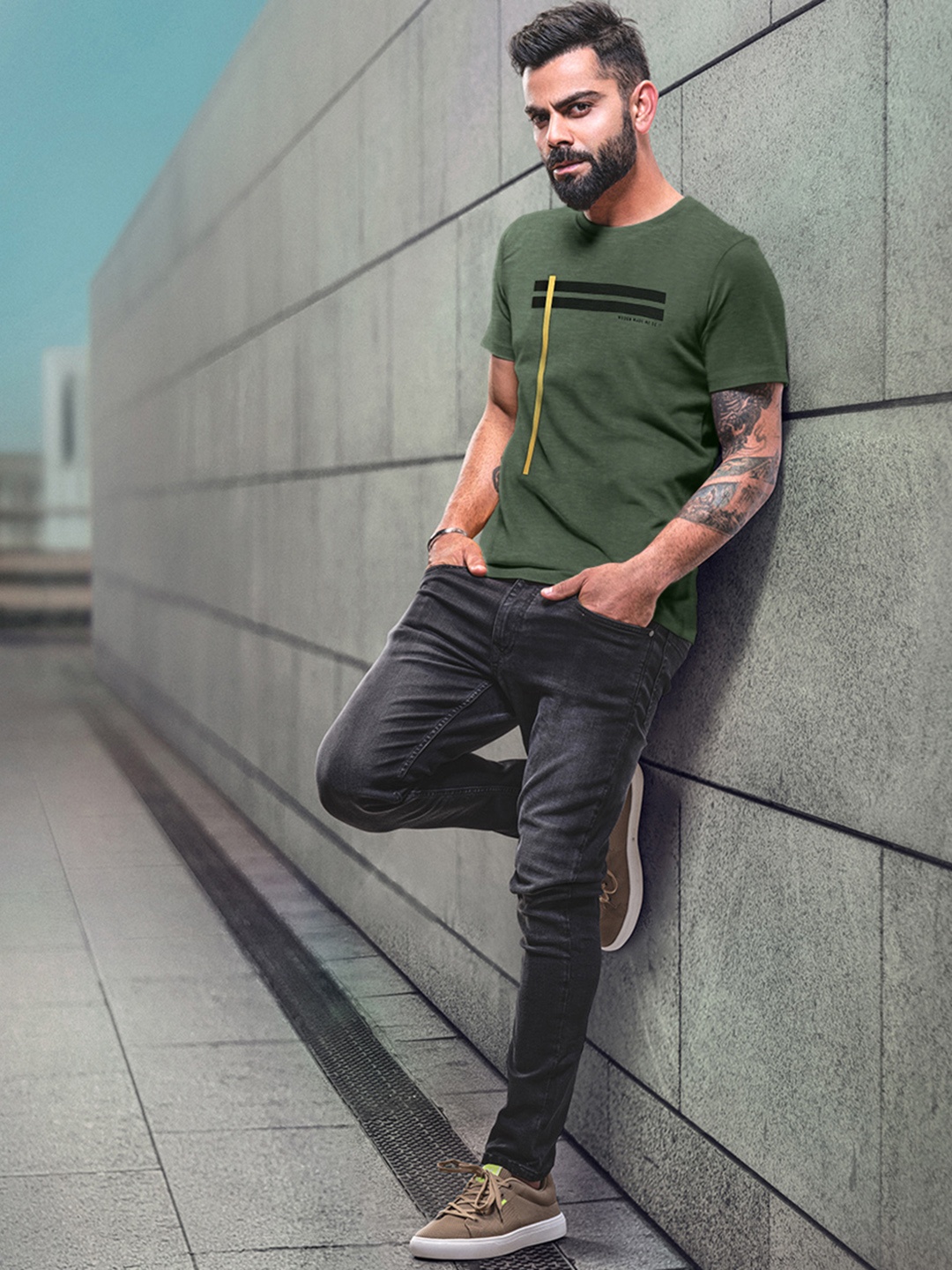 

WROGN Men Olive Green & Black Striped Round Neck T-shirt