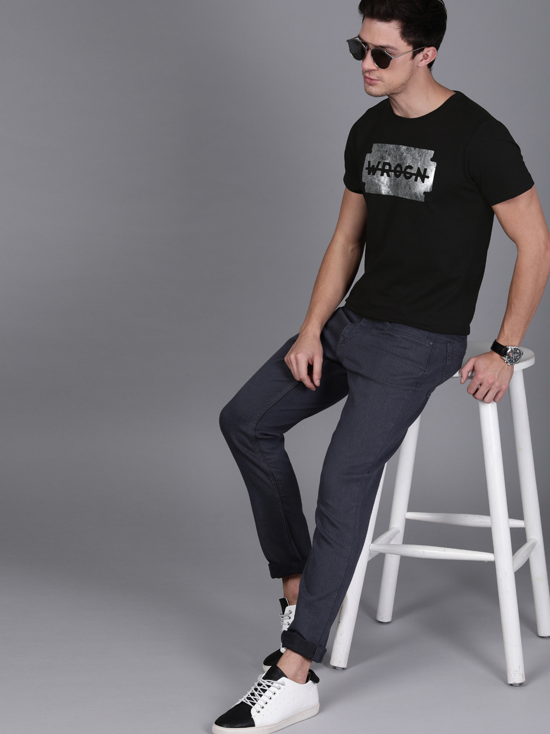 

WROGN Men Black Printed Round Neck T-shirt