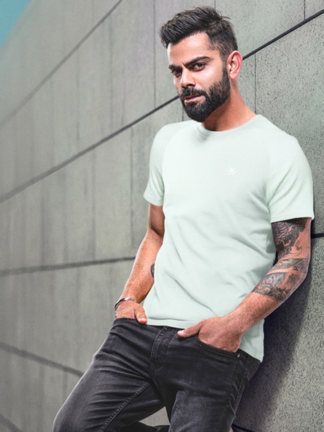 

WROGN Men Sea Green Slim Fit Solid Round Neck Pure Cotton T-shirt