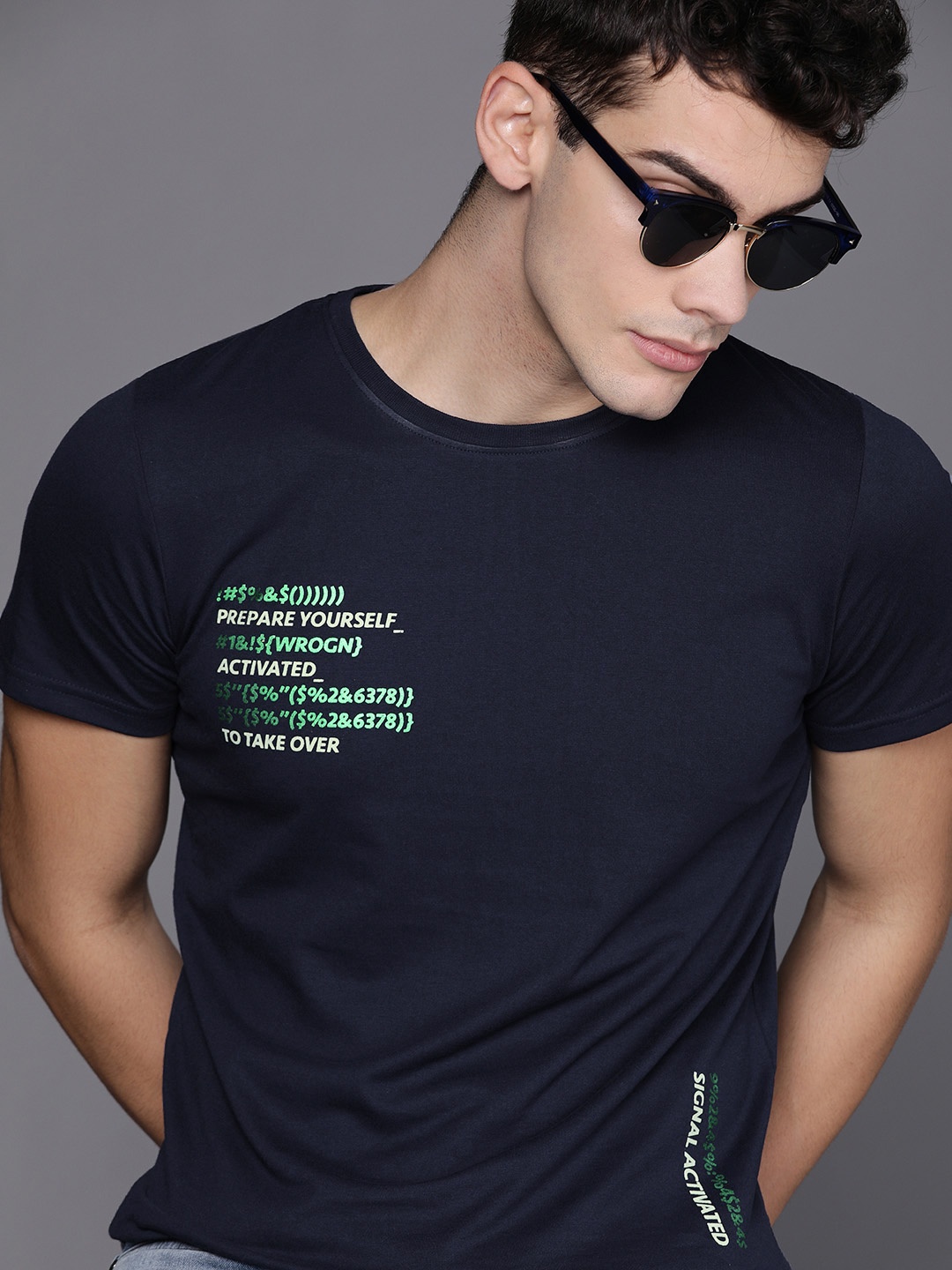 

WROGN Men Navy Blue Printed Round Neck T-shirt