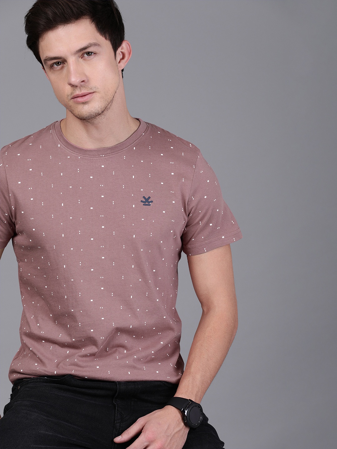 

WROGN Men Pink Printed Slim Fit Round Neck T-shirt